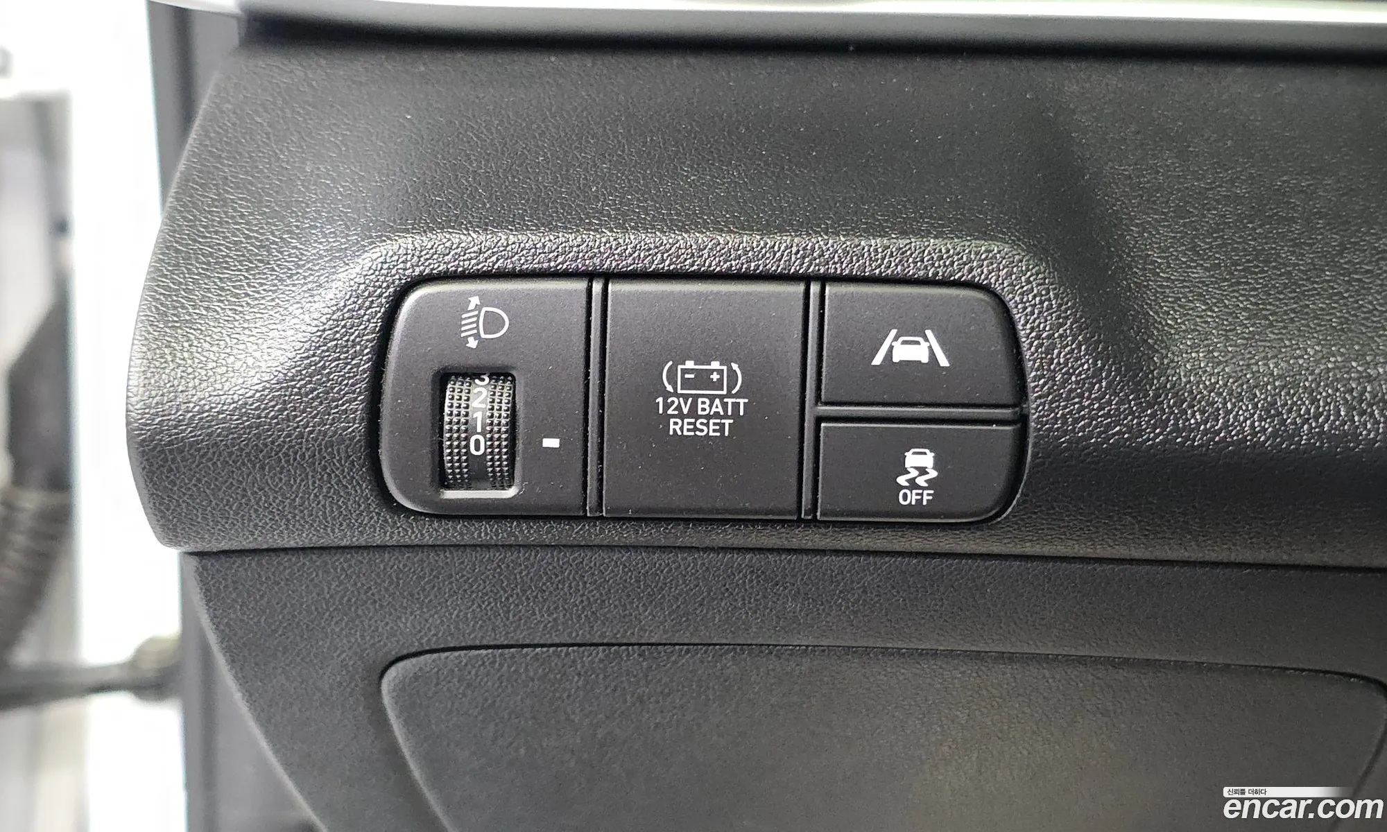 Hyundai Elantra Hybrid 2022 — 19