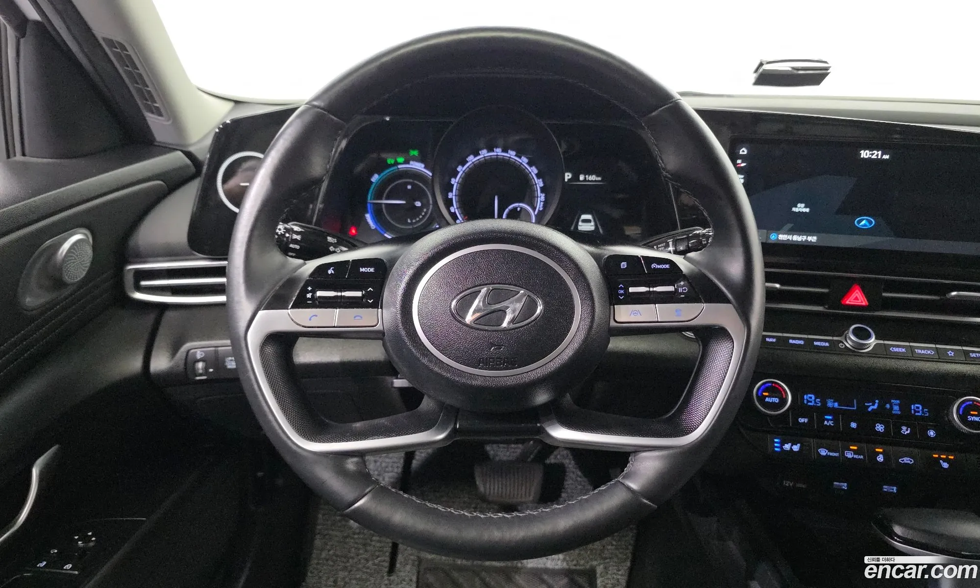 Hyundai Elantra Hybrid 2022 — 6
