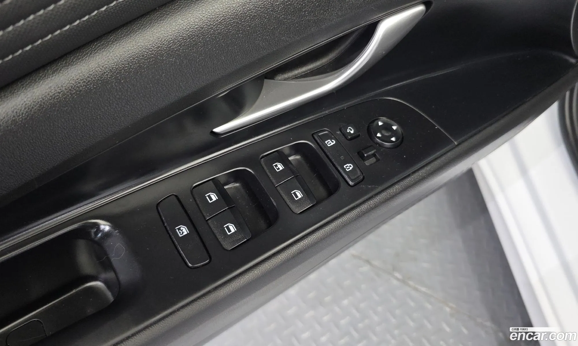 Hyundai Elantra Hybrid 2022 — 7
