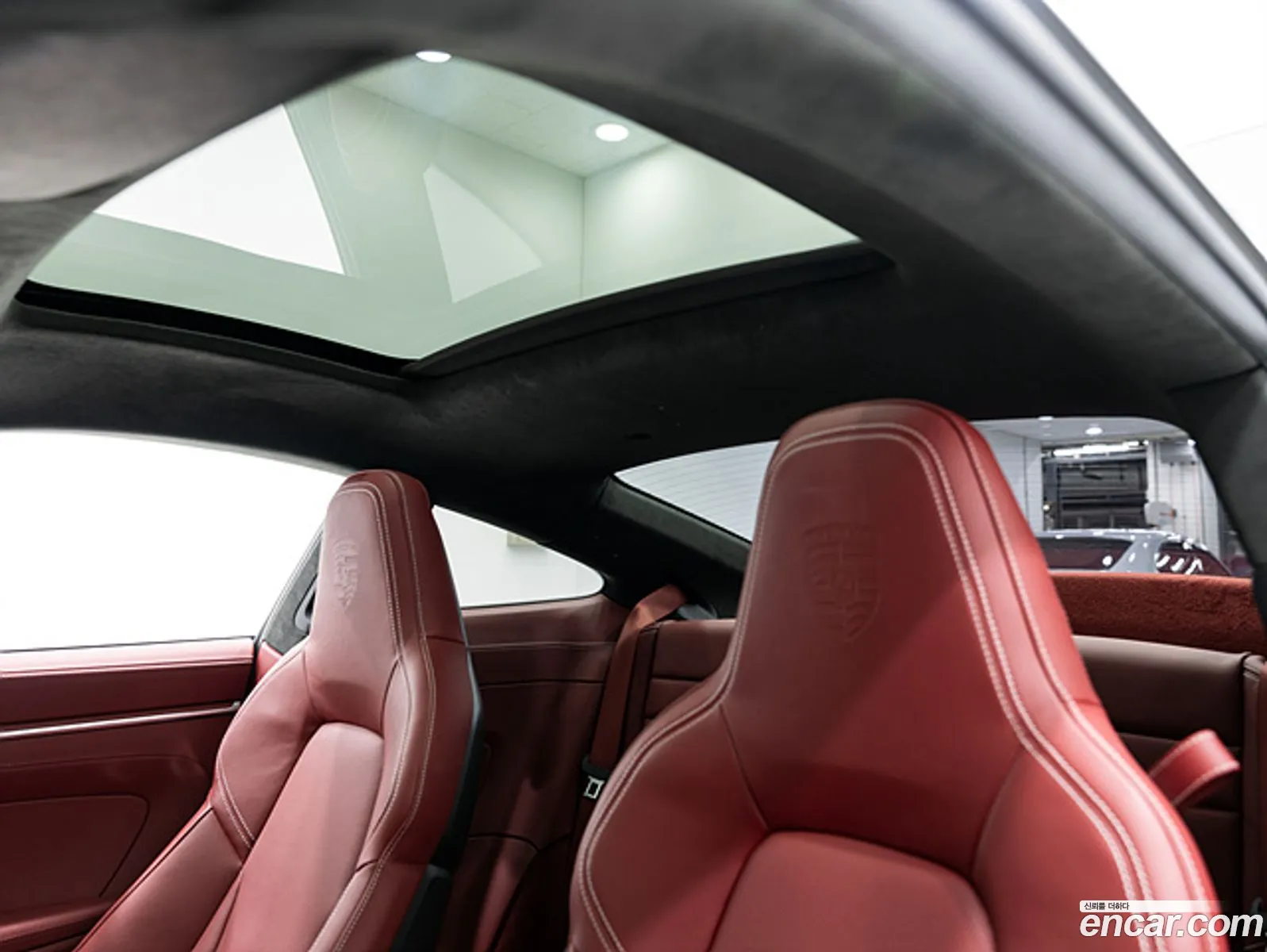 Porsche 911 2025 — 4