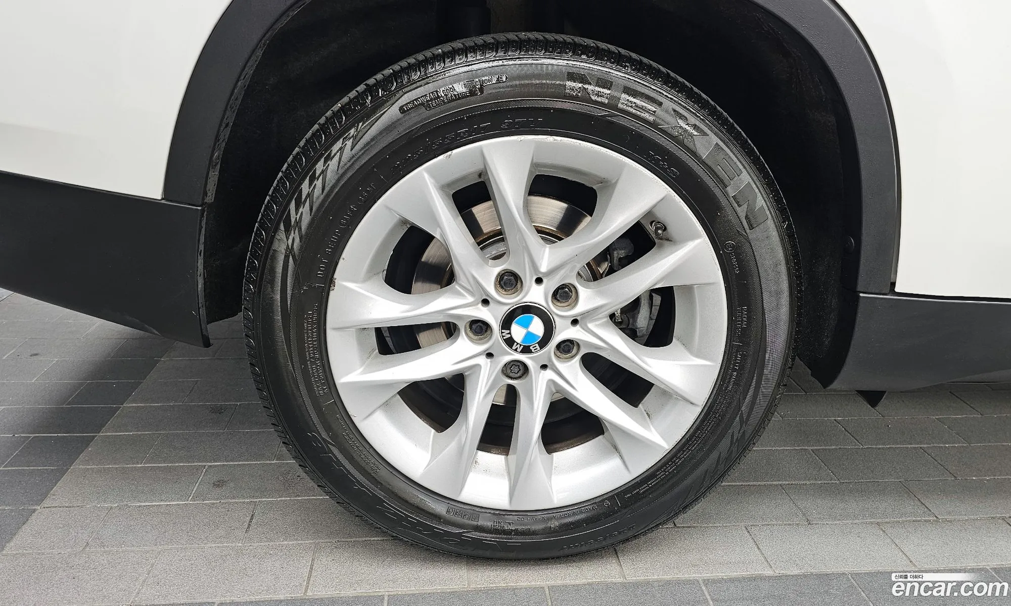 BMW X1 2015 WBAVP9105FVV50033 — 15