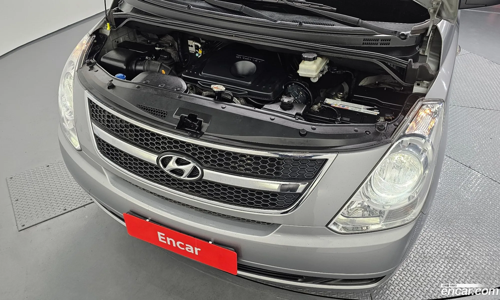 Hyundai Grand Starex 2015 — 10
