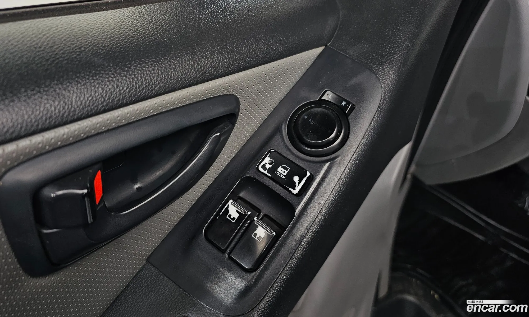 Hyundai Grand Starex 2015 — 12