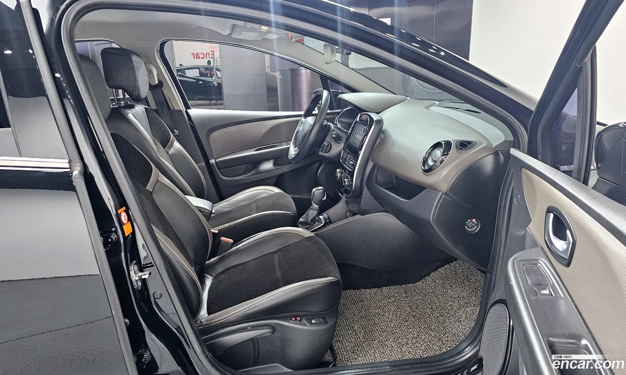 Renault Korea (Samsung) Clio 2019 — 4