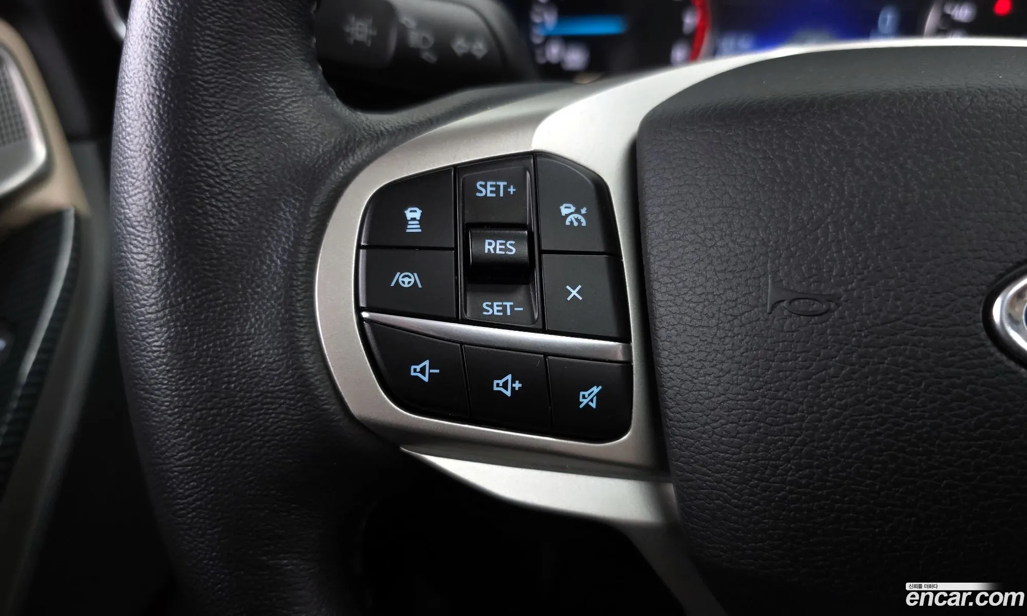Ford Explorer 6th Gen 2021 — 10
