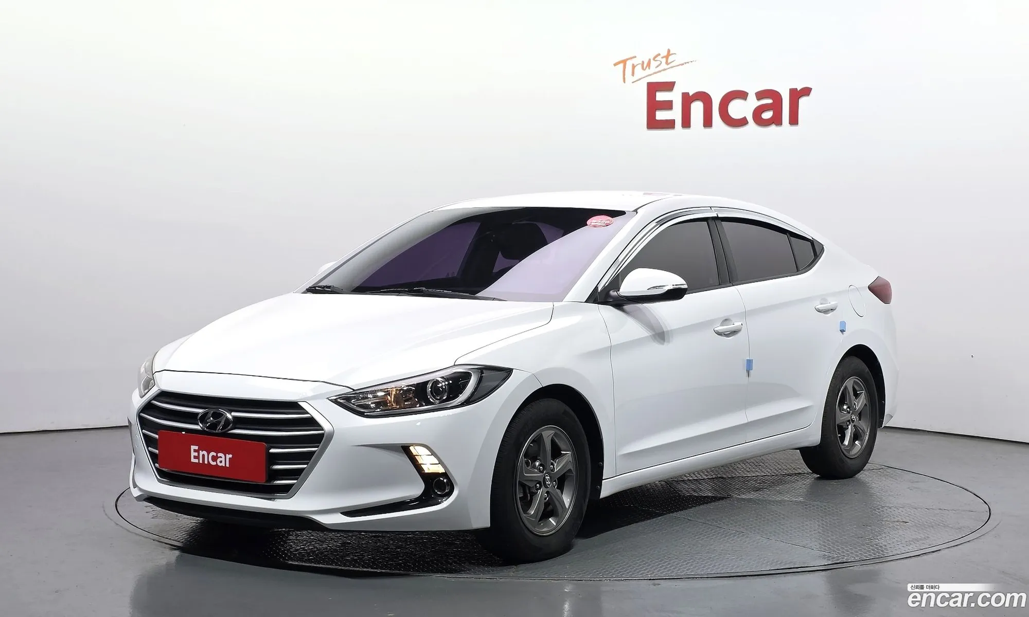 Hyundai Elantra AD 2016 — 3