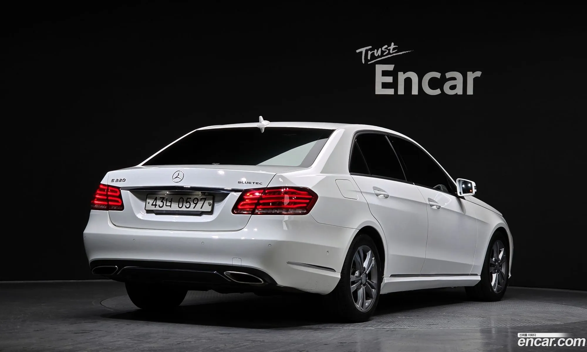 Mercedes-Benz E-Class W212 2015 — 3