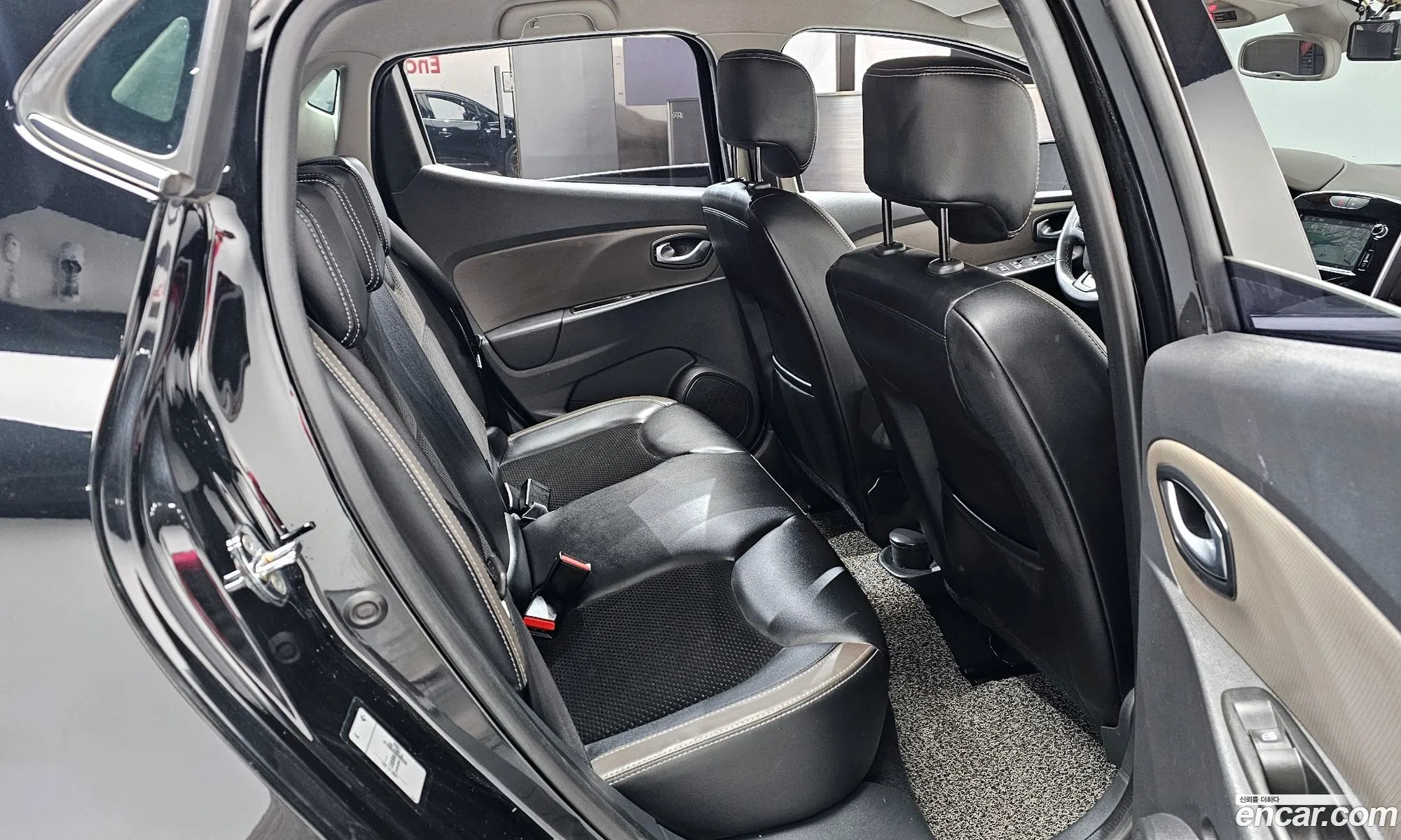 Renault Korea (Samsung) Clio 2019 — 15