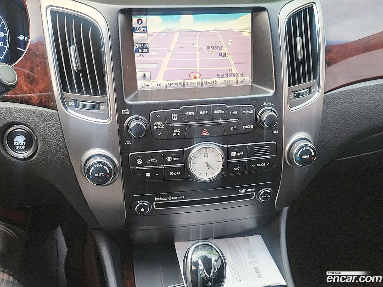 Hyundai Equus 2009 — 8