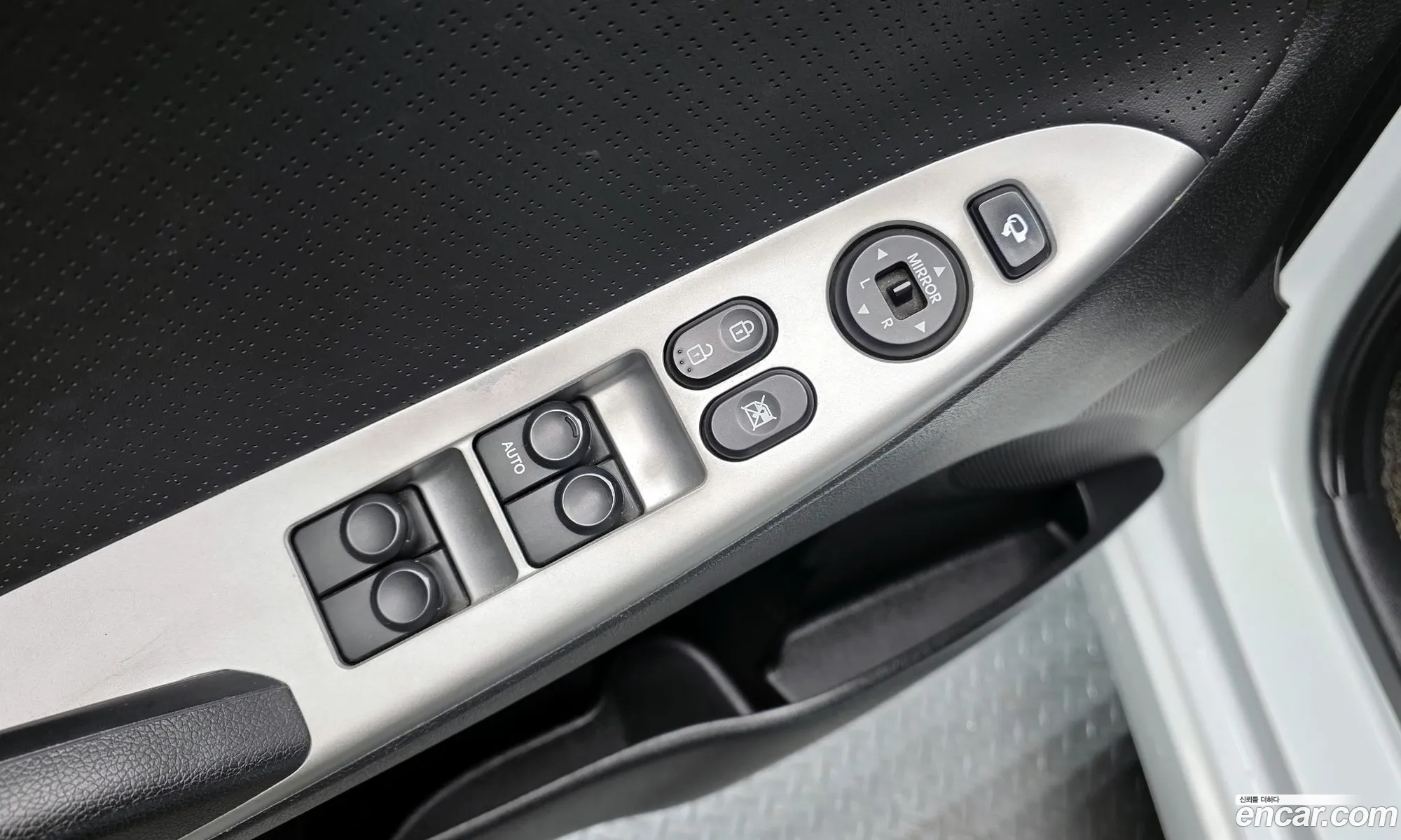 Hyundai Accent 2012 — 18