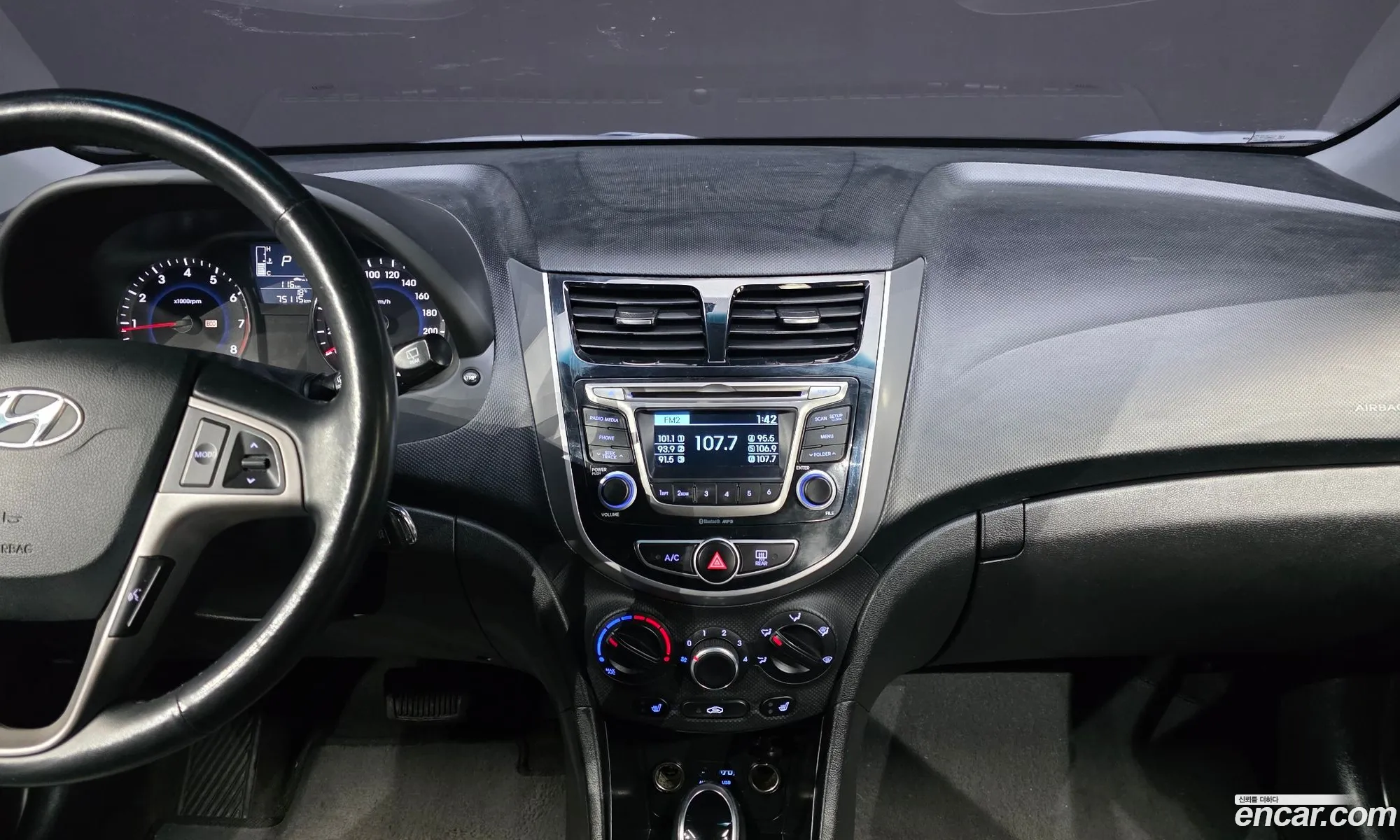 Hyundai Accent 2017 — 10