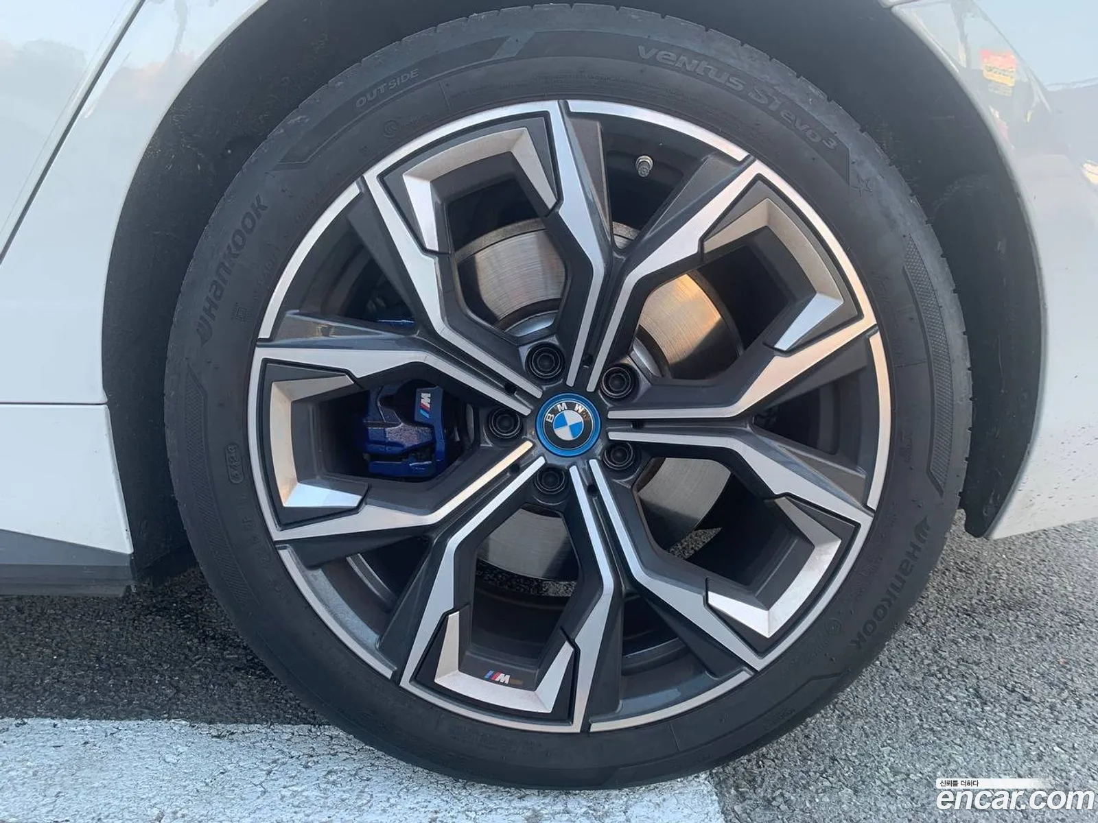 BMW i4 2024 — 4