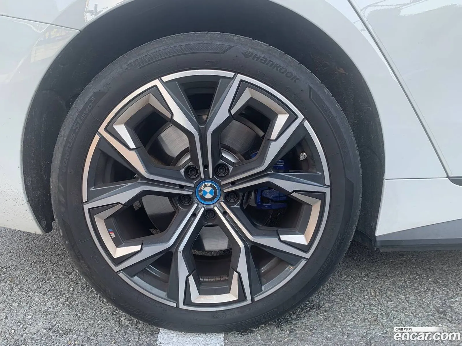 BMW i4 2024 — 8