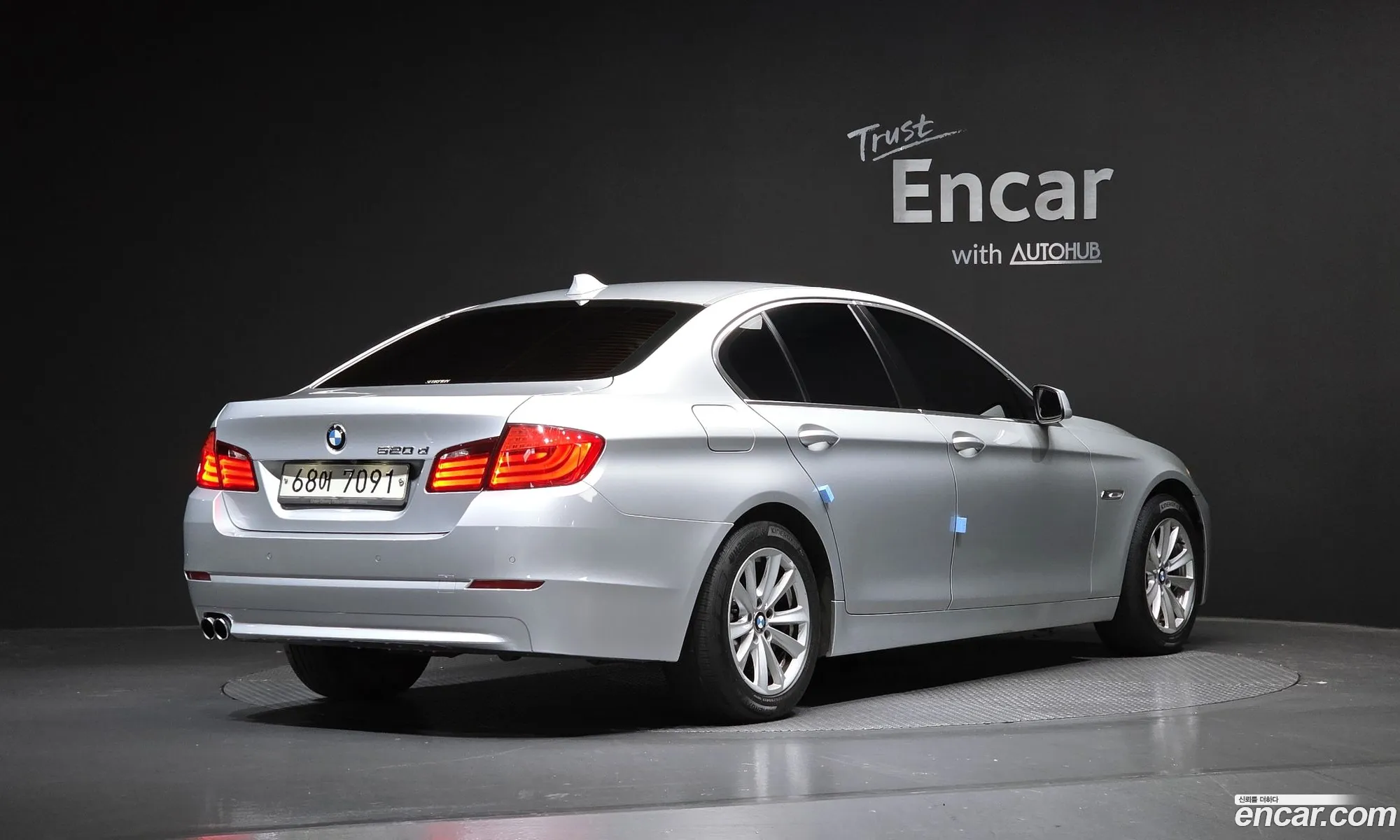 BMW 5 Series 2012 WBAFW1104CDX09909 — 9