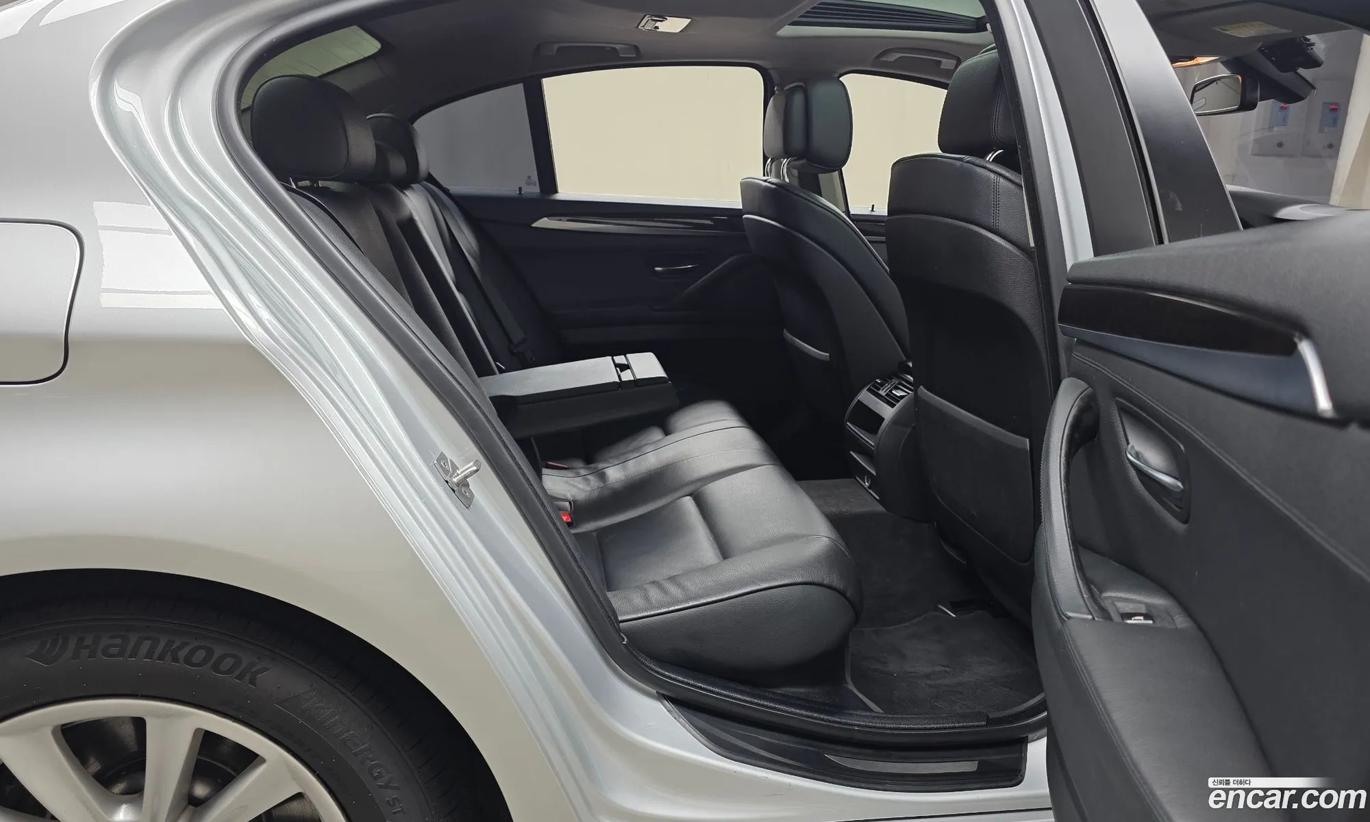 BMW 5 Series 2012 WBAFW1104CDX09909 — 2