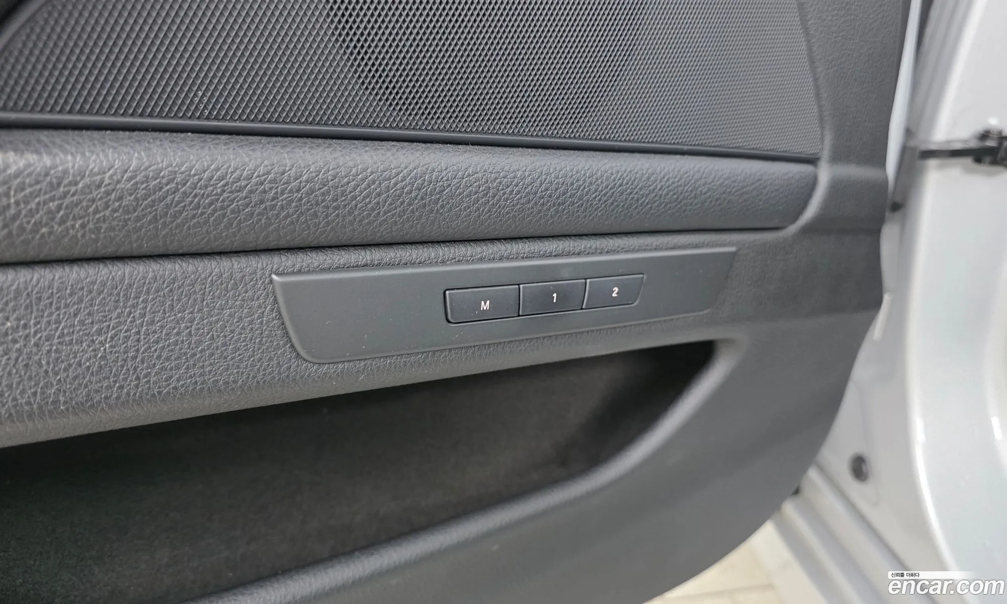 BMW 5 Series 2012 WBAFW1104CDX09909 — 17