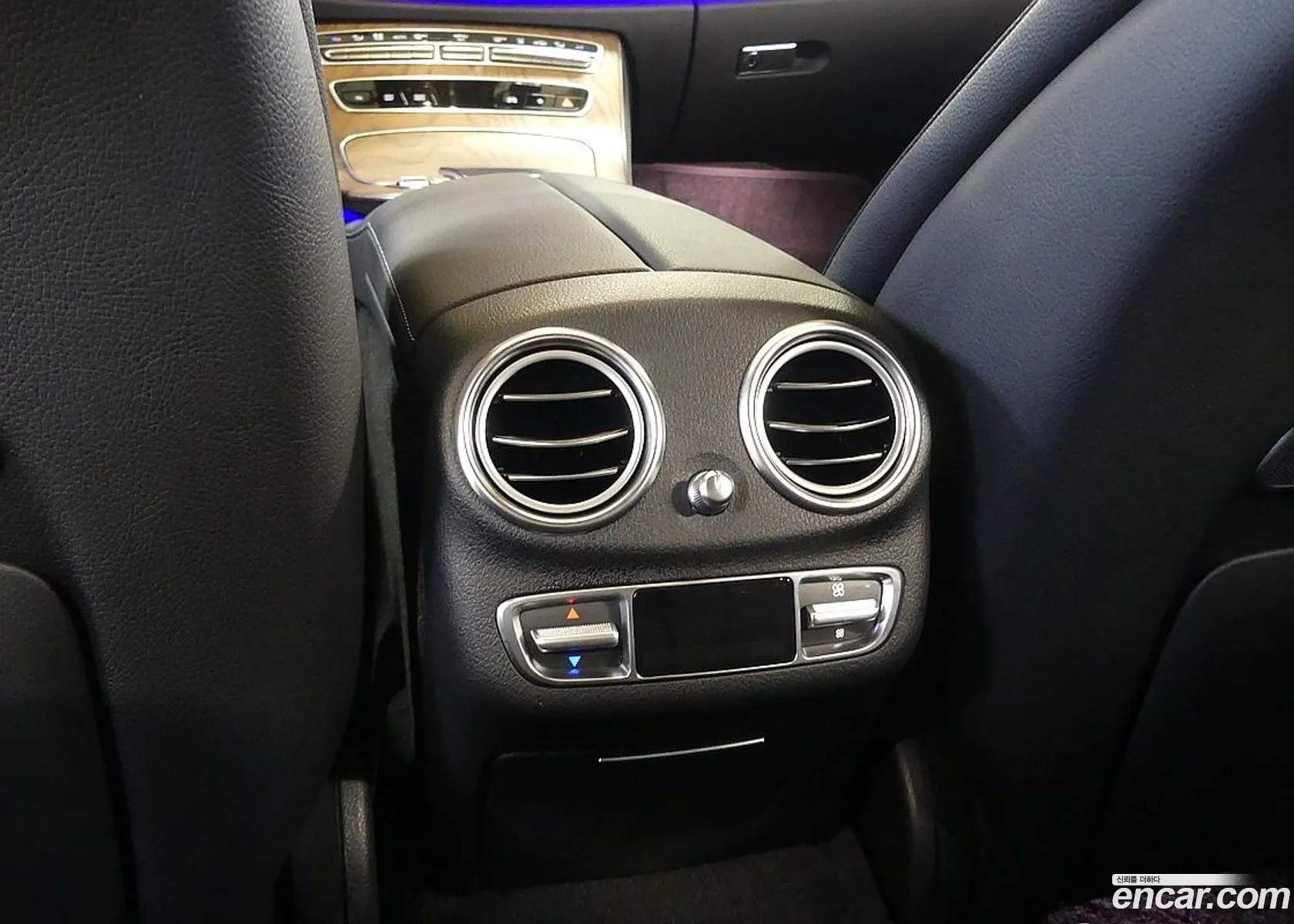Mercedes-Benz E-Class W213 2021 — 18