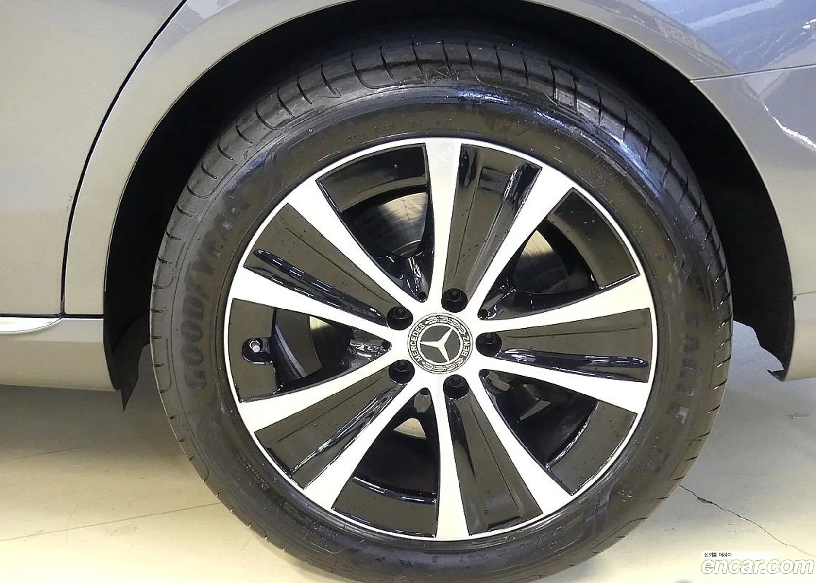 Mercedes-Benz E-Class W213 2021 — 6