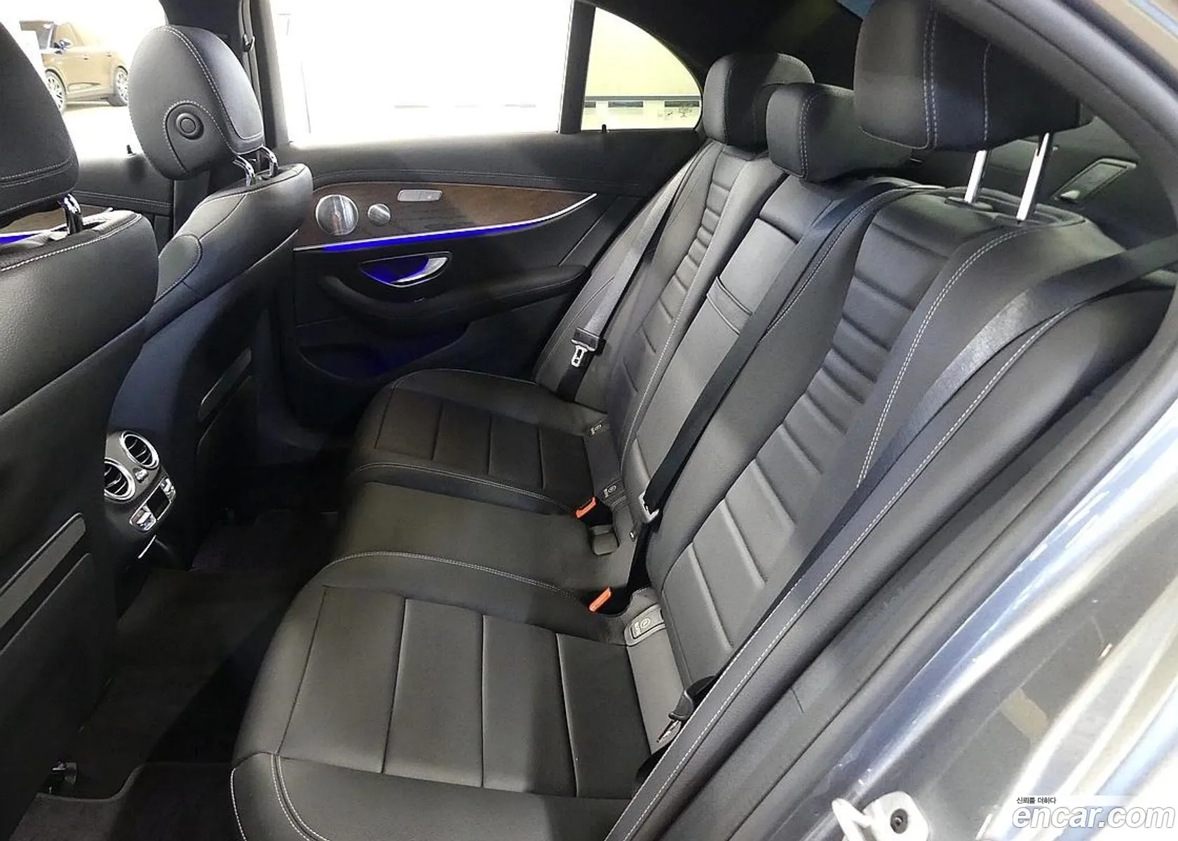 Mercedes-Benz E-Class W213 2021 — 14