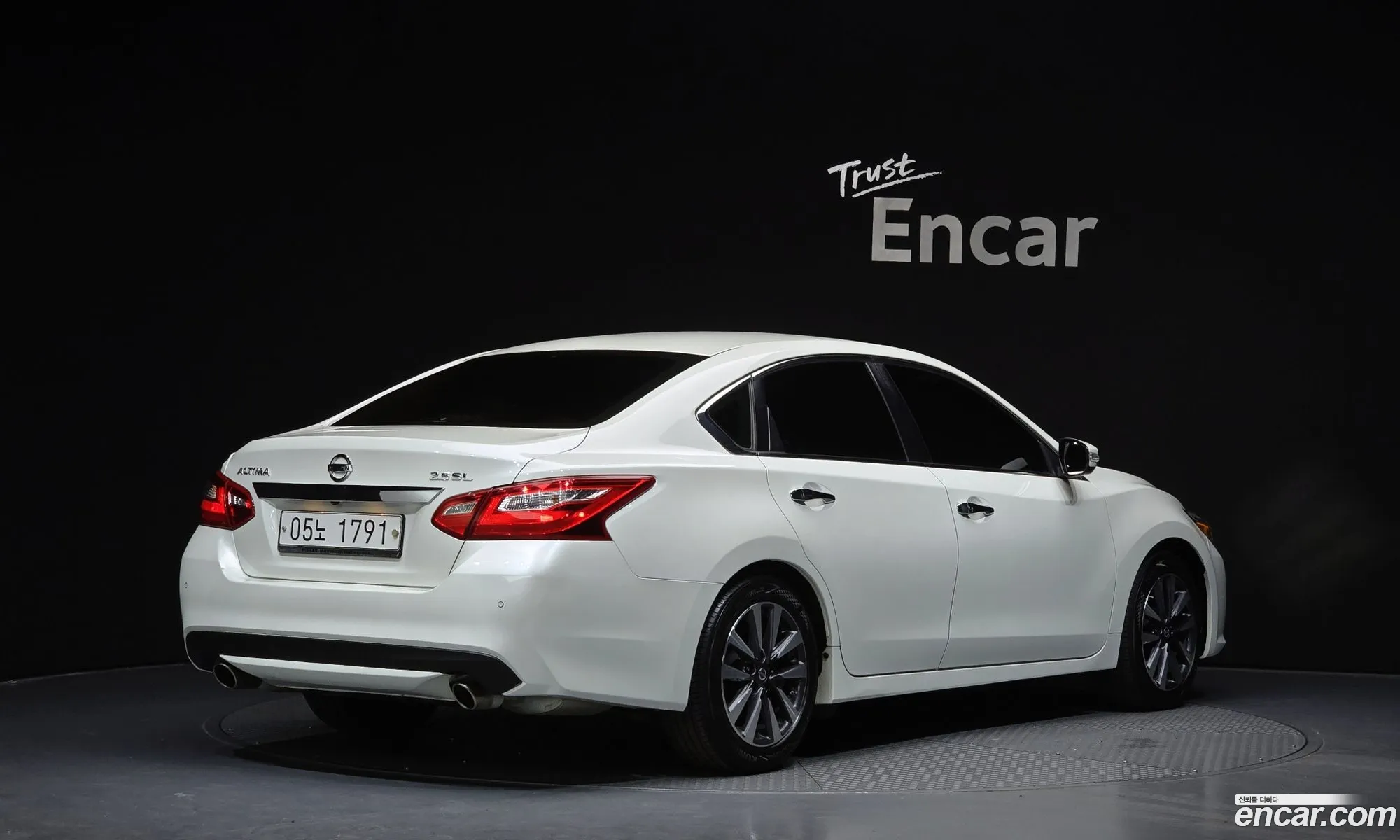 Nissan Altima 2017 — 8