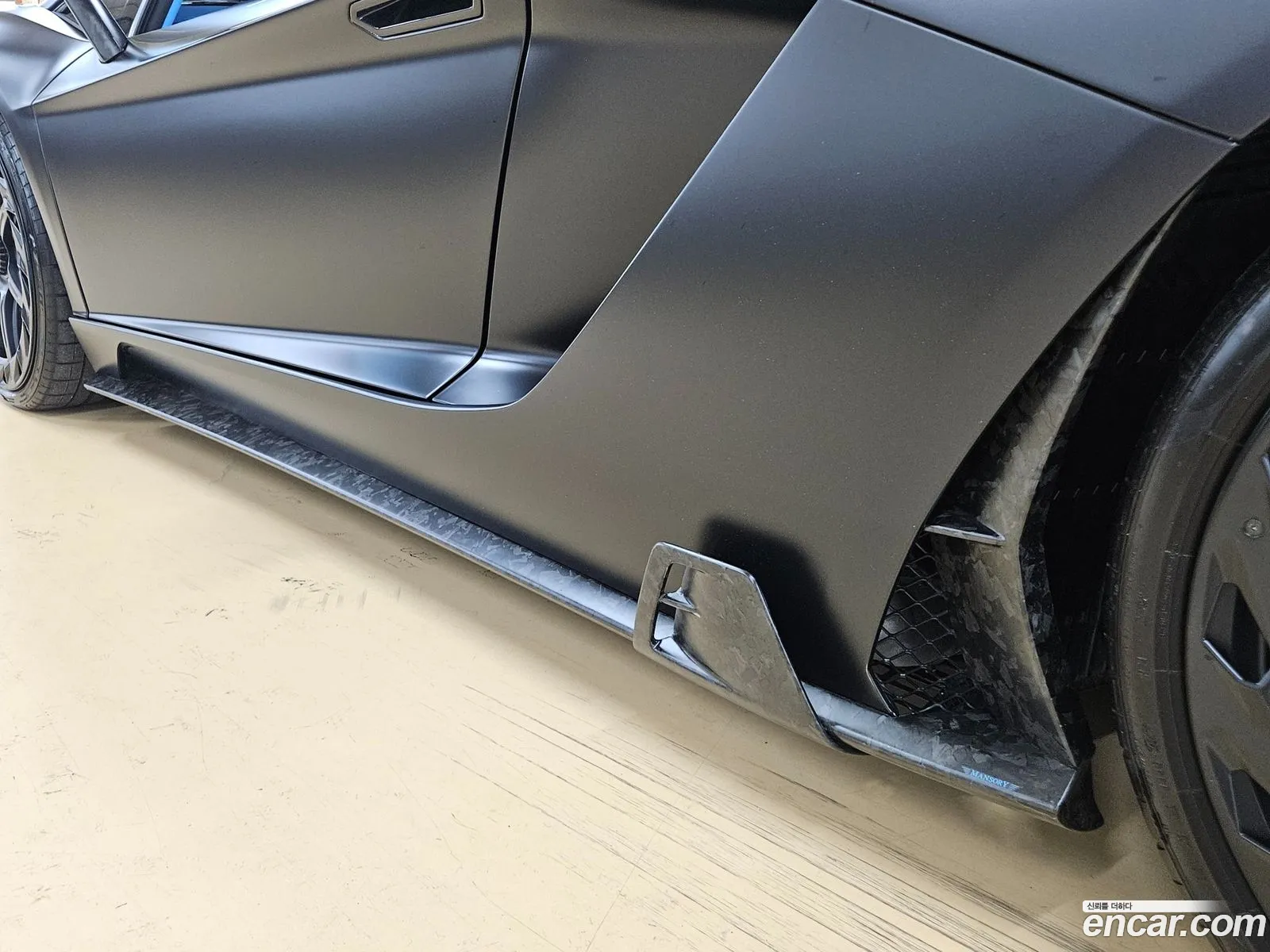 Lamborghini Aventador 2018 — 17