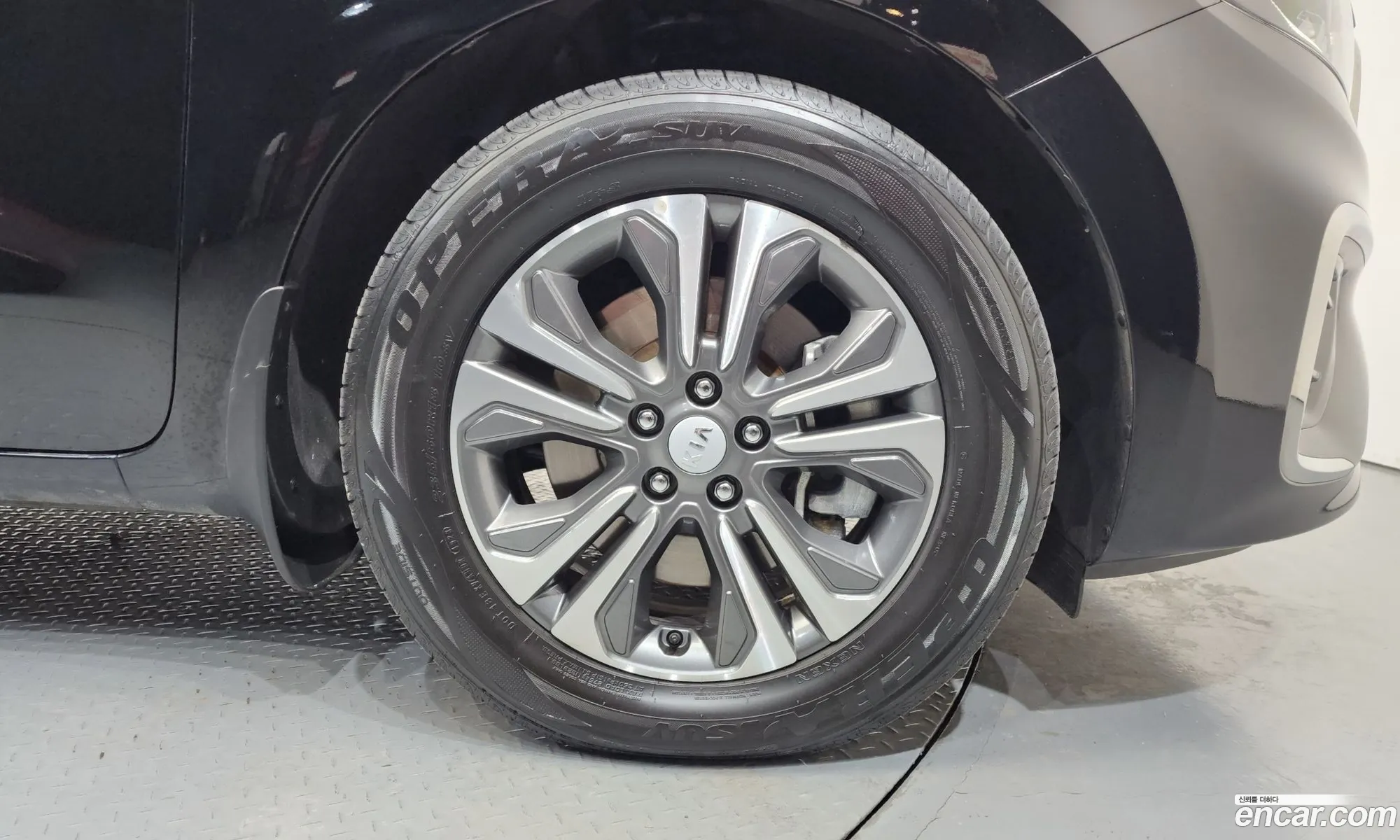 Kia Carnival 2018 — 19