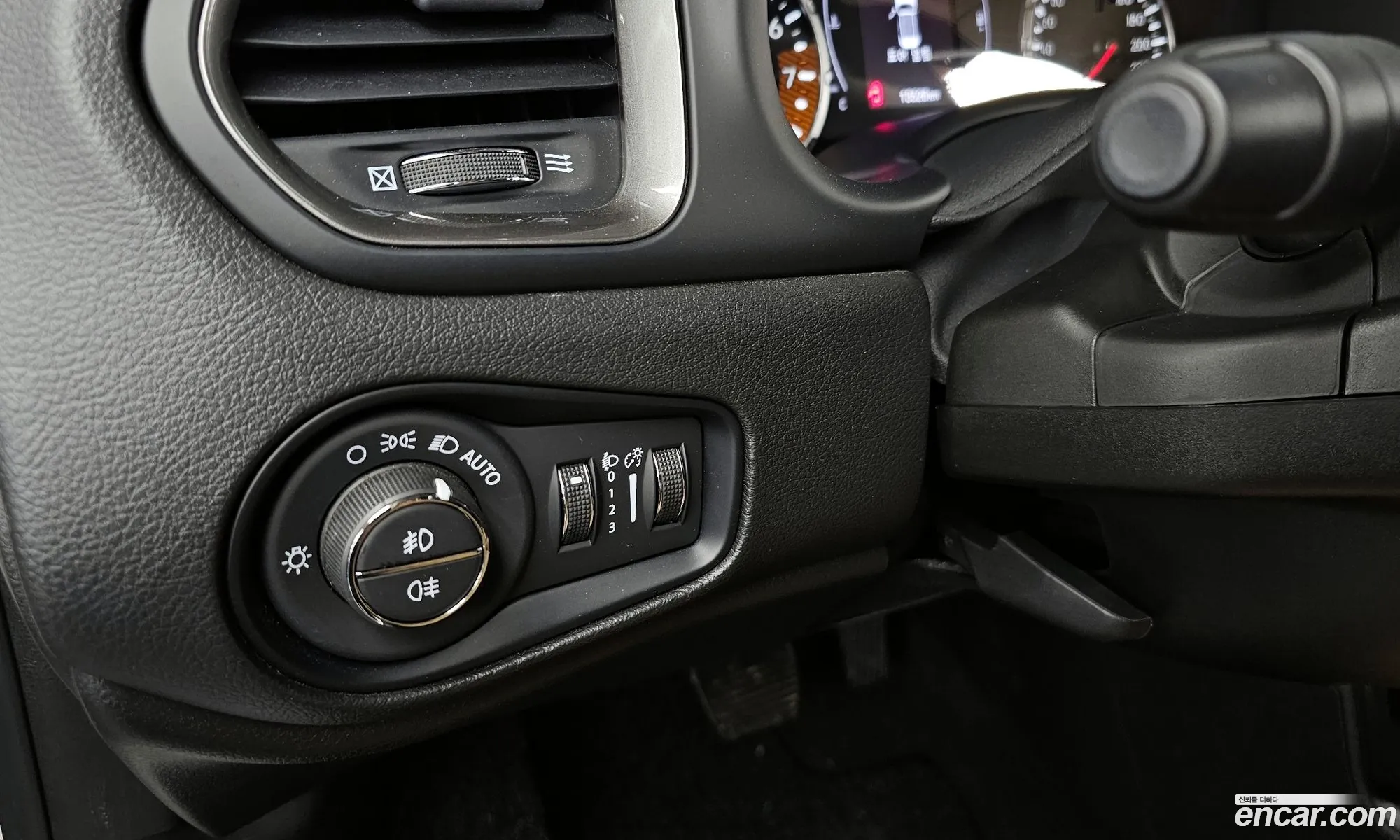 Jeep Renegade 2022 — 8