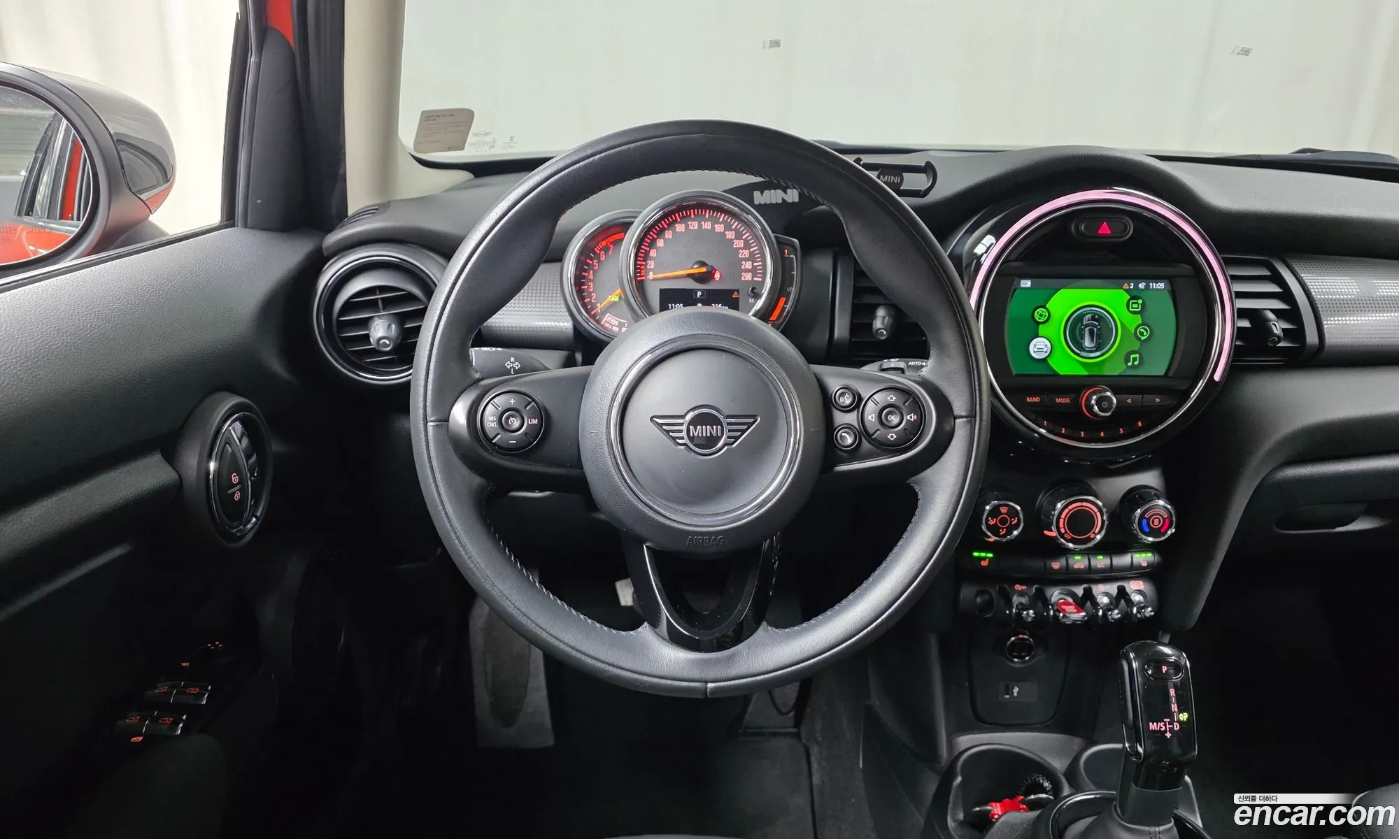 Mini Cooper 2020 — 8
