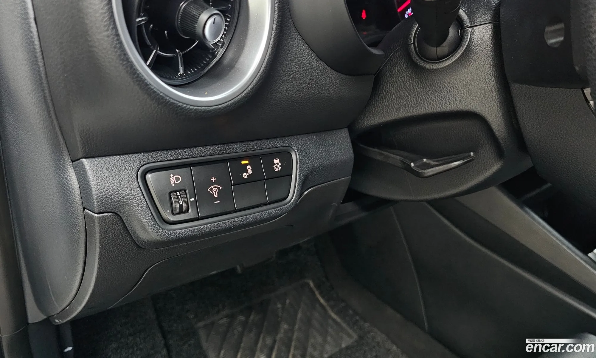 Kia K3 2022 — 20
