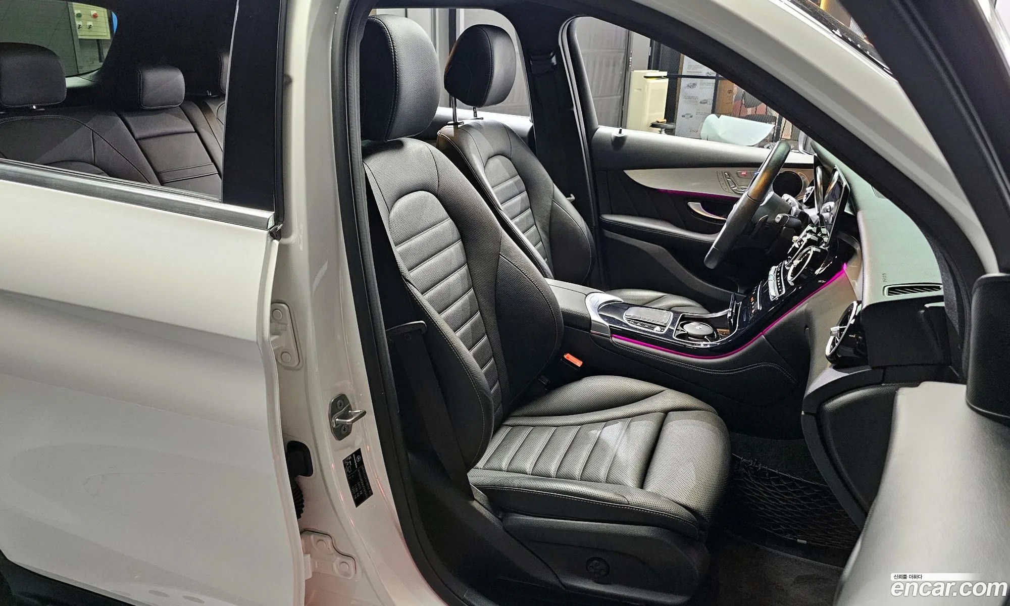 Mercedes-Benz GLC-Class X253 2020 — 20