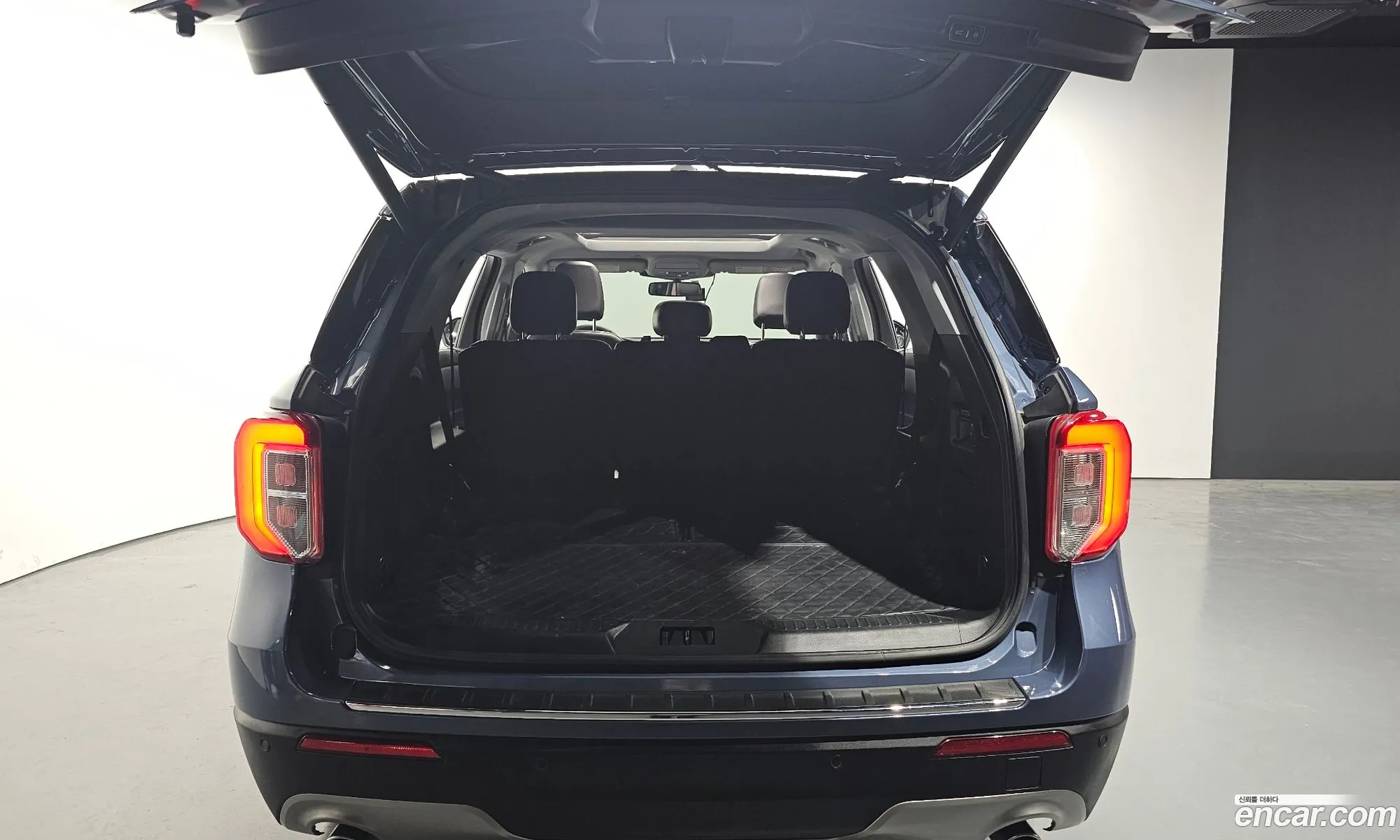 Ford Explorer 6th Gen 2021 1FMSK8FH1MGA90086 — 2