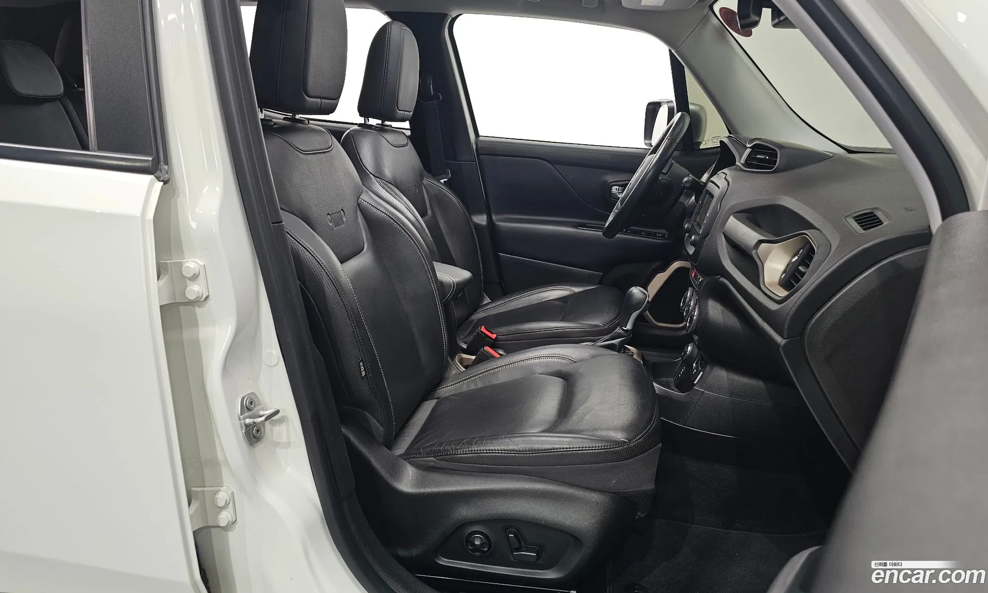 Jeep Renegade 2017 1C4BU0000HPG76666 — 12