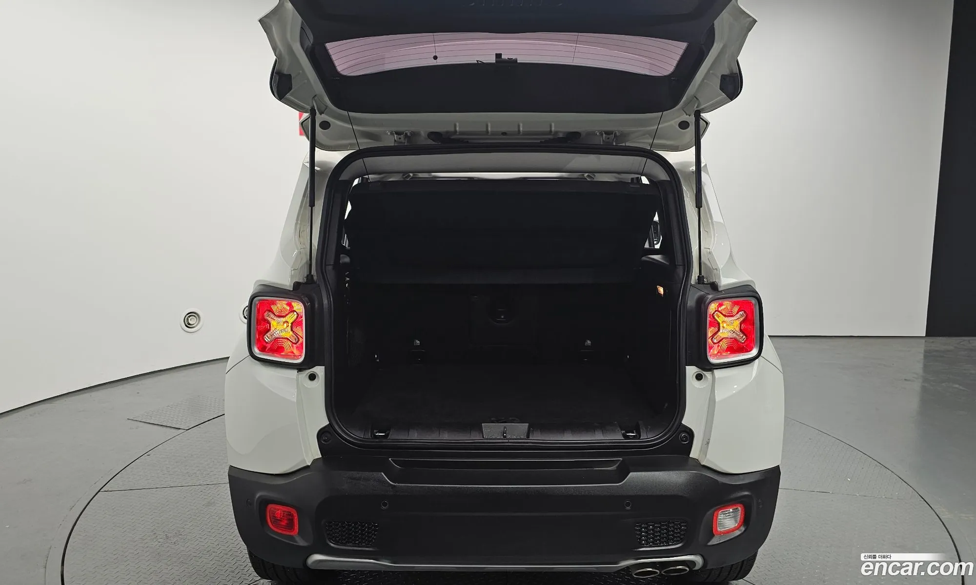 Jeep Renegade 2017 1C4BU0000HPG76666 — 11
