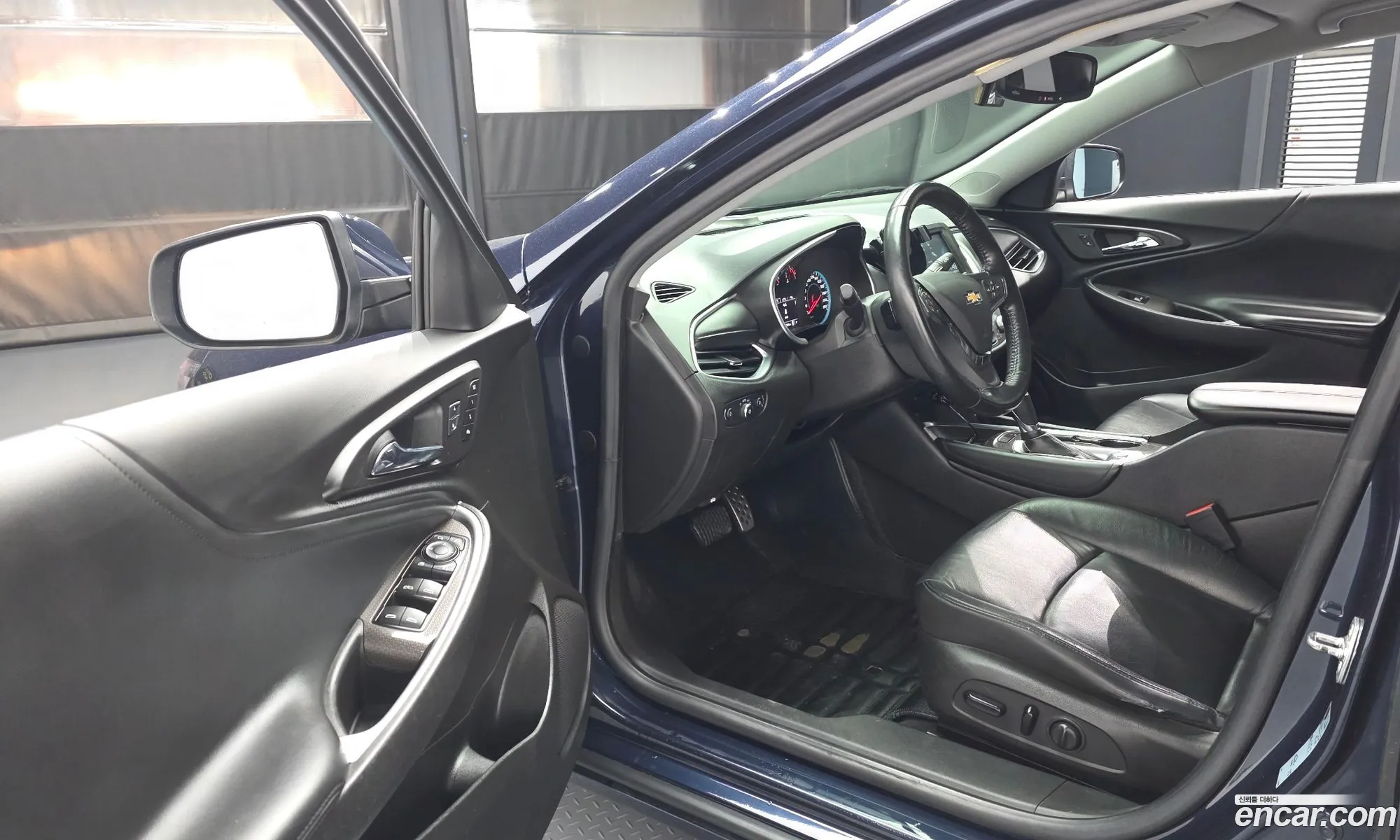 Chevrolet (GM Daewoo) Malibu 2016 — 12