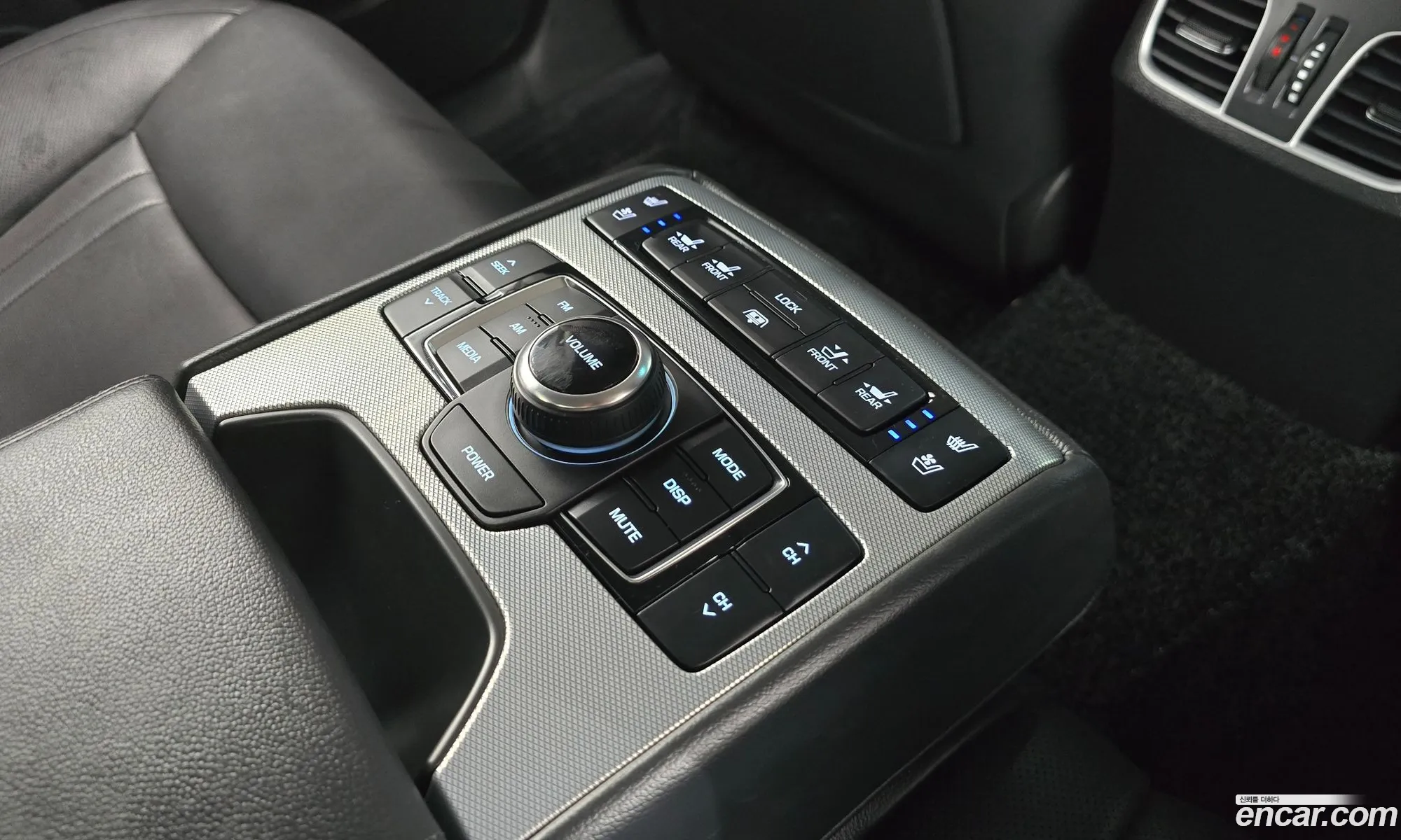 Genesis G80 2017 — 14