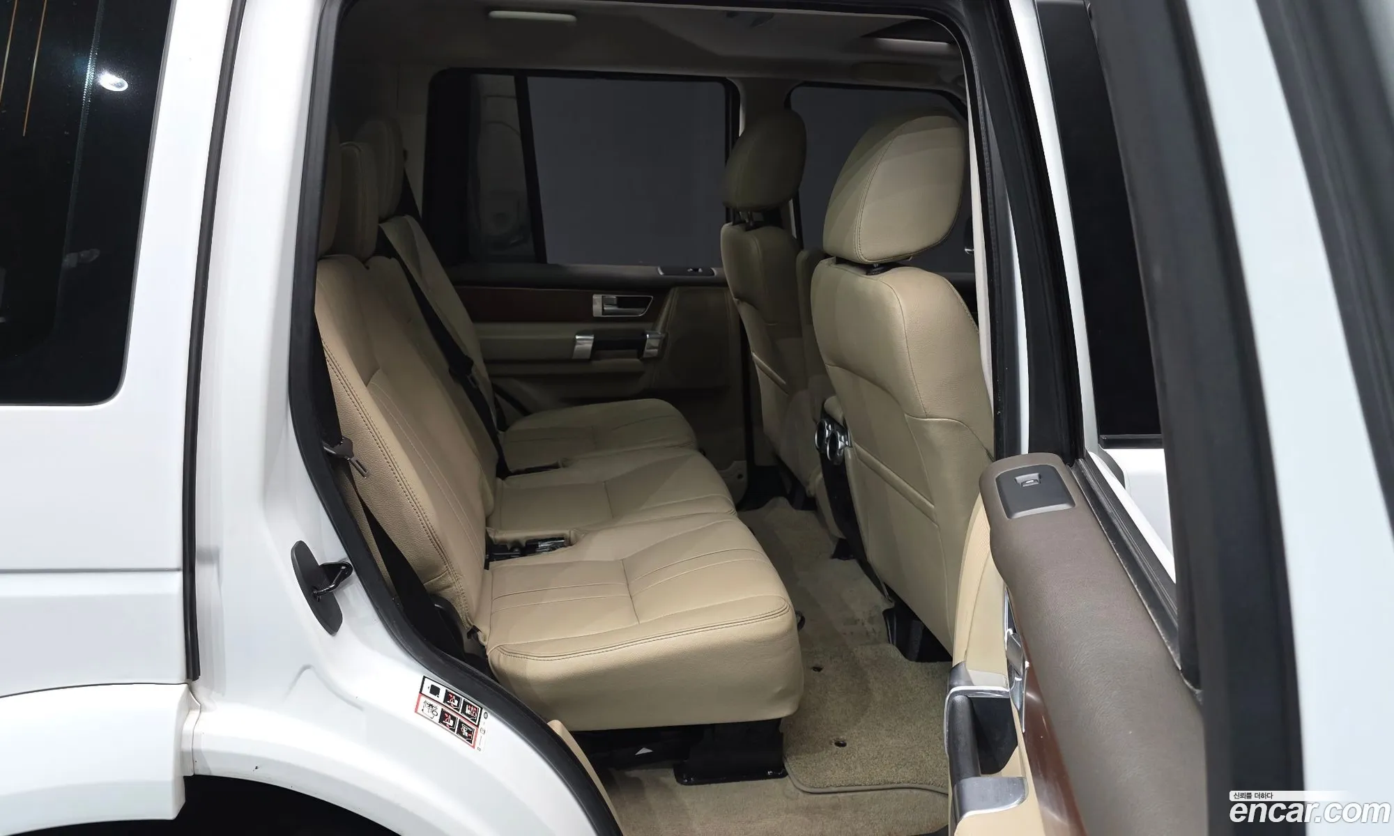 Land Rover Discovery 4 2016 — 5