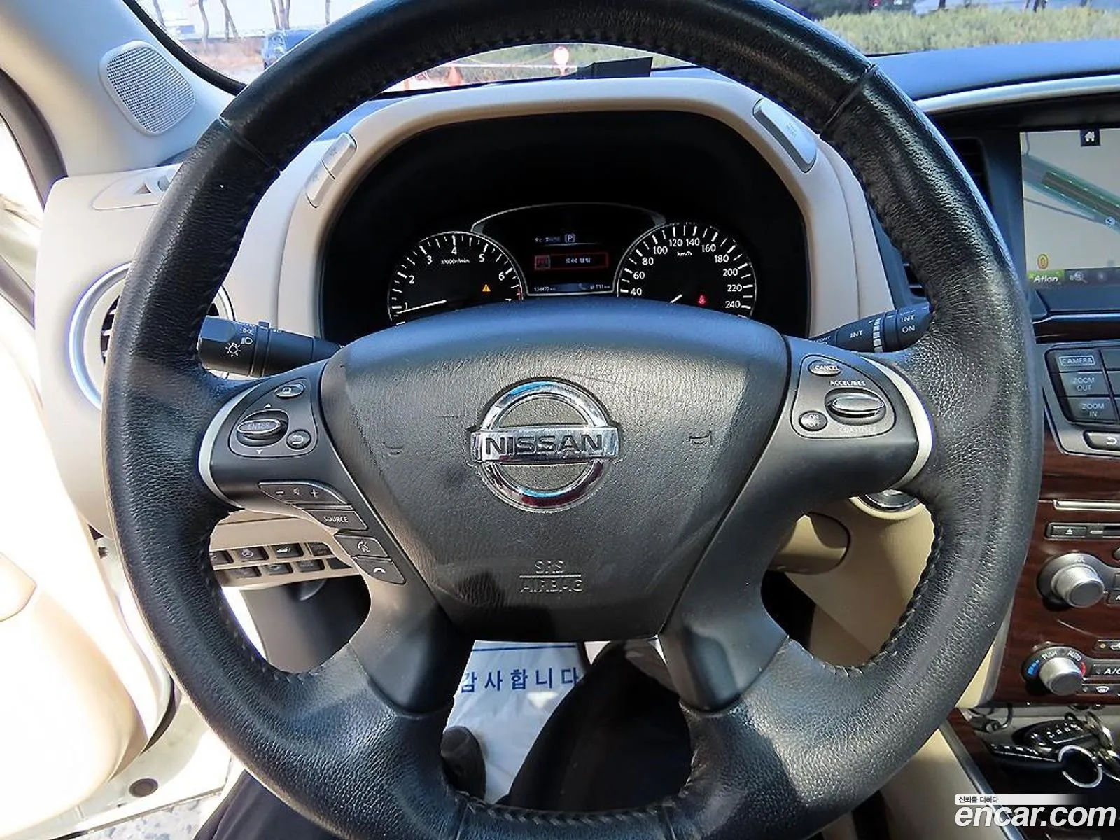 Nissan Pathfinder 2016 — 10