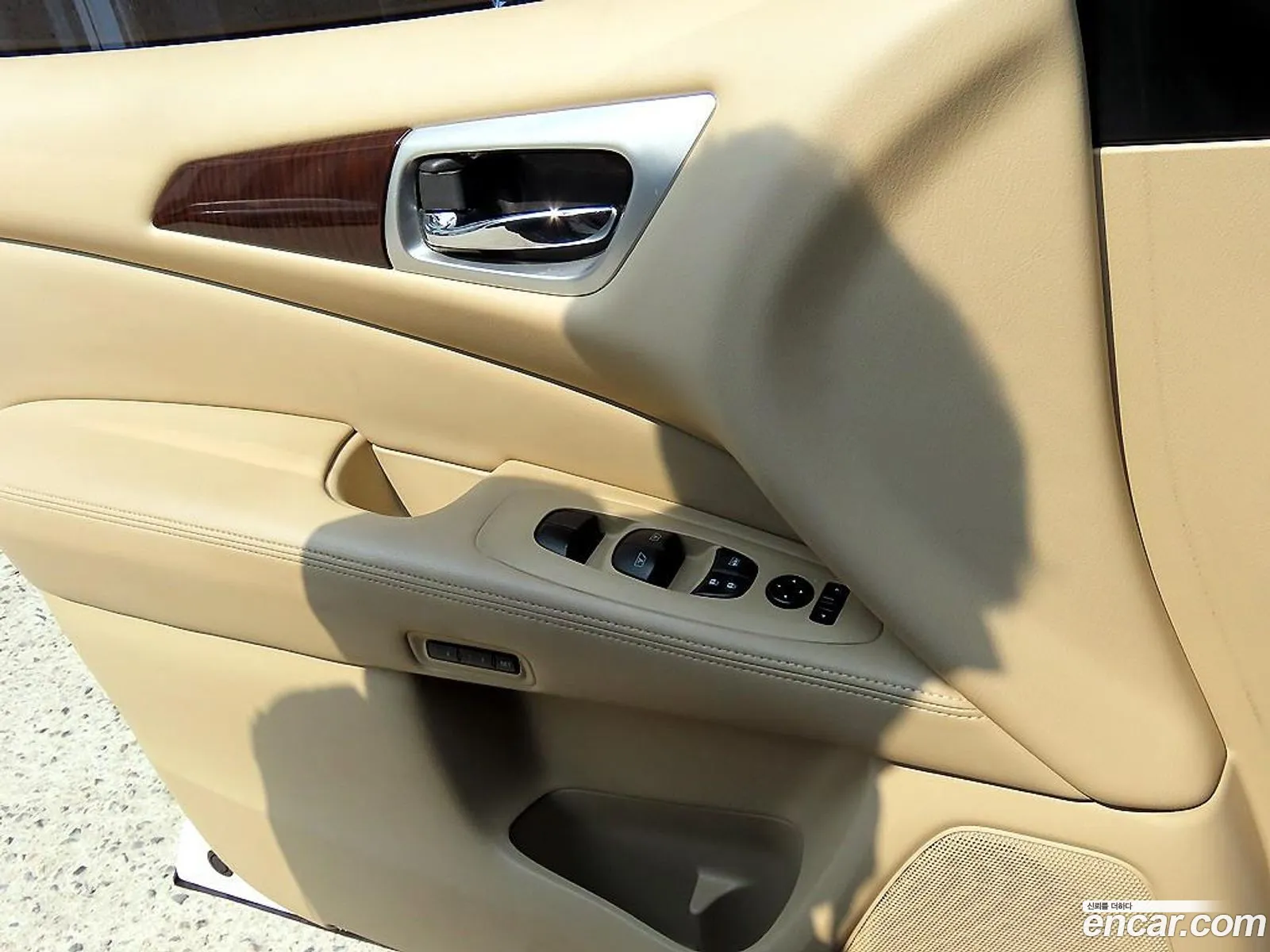 Nissan Pathfinder 2016 — 20