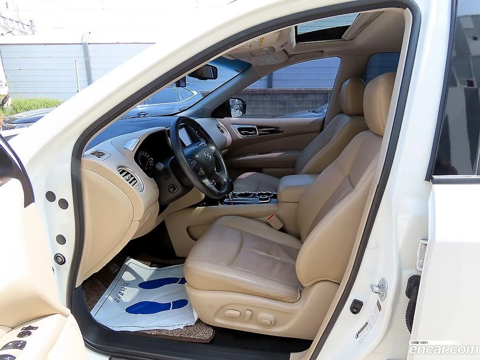 Nissan Pathfinder 2016 — 3