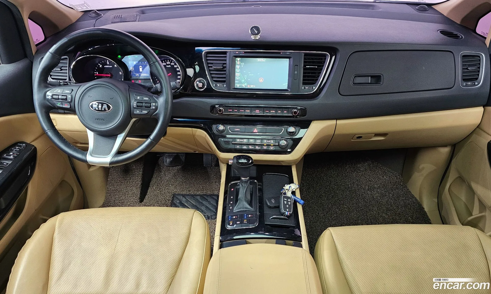 Kia Carnival 2015 — 5