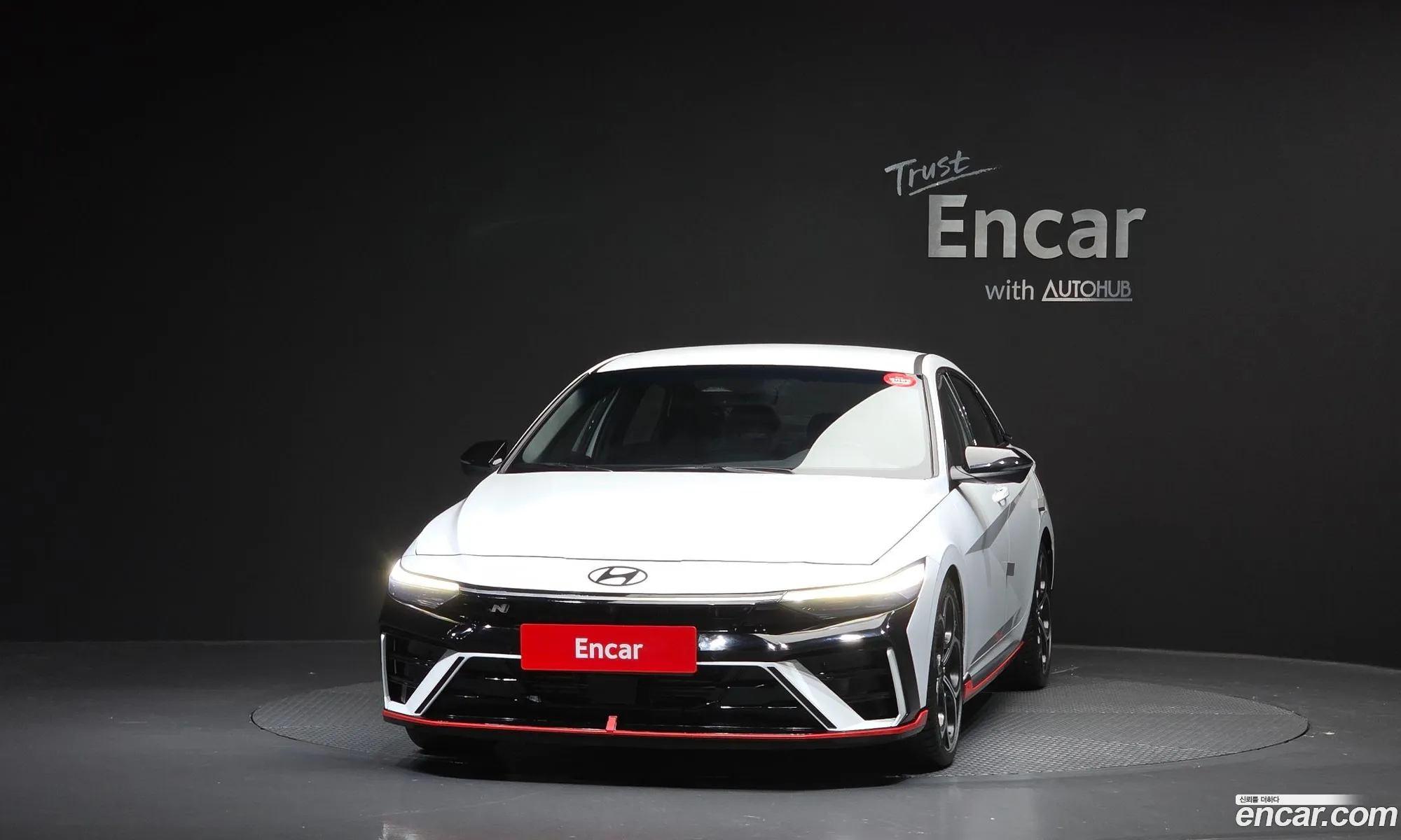 Hyundai Elantra 2025 — 9