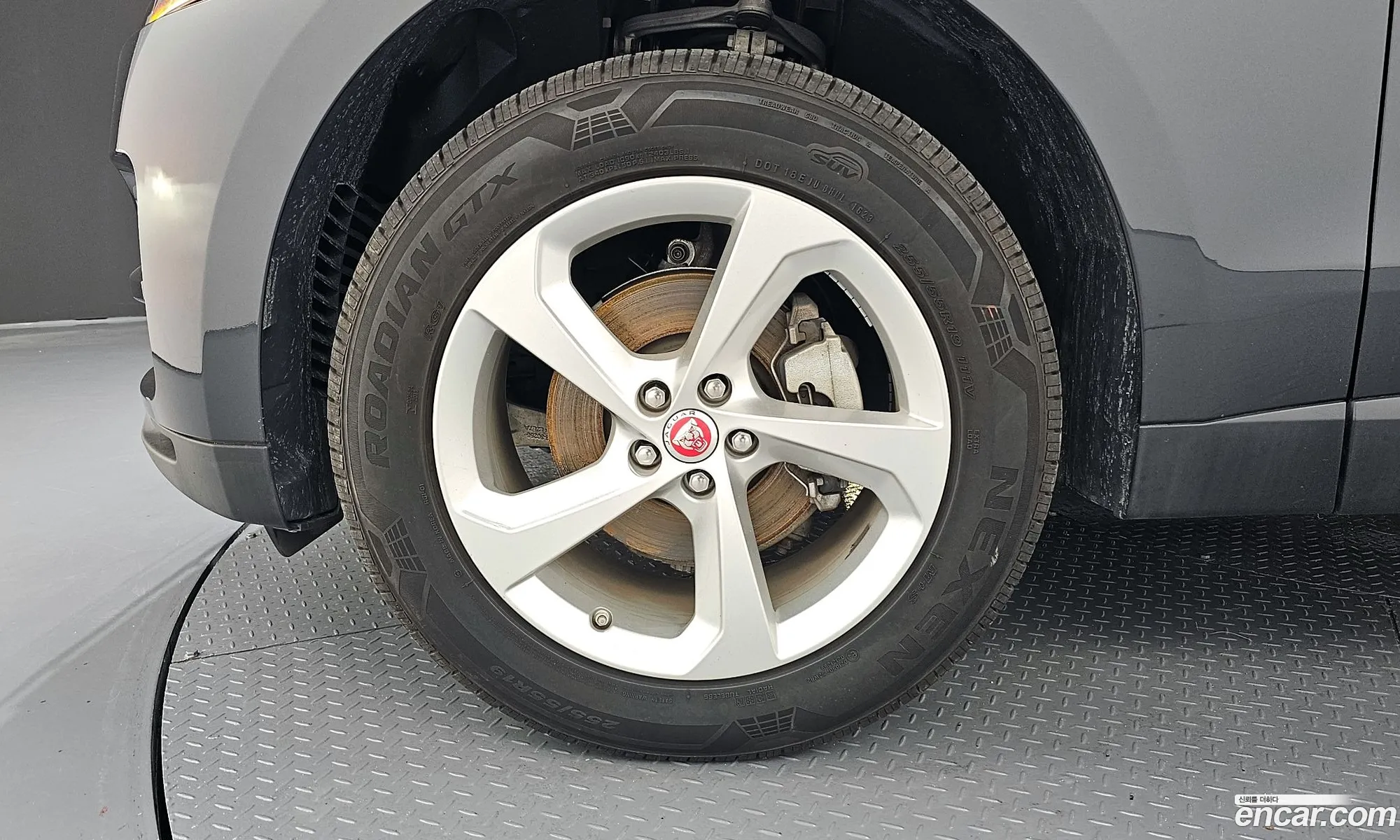 Jaguar F-Pace 2019 SADCA2BN7KA362052 — 12