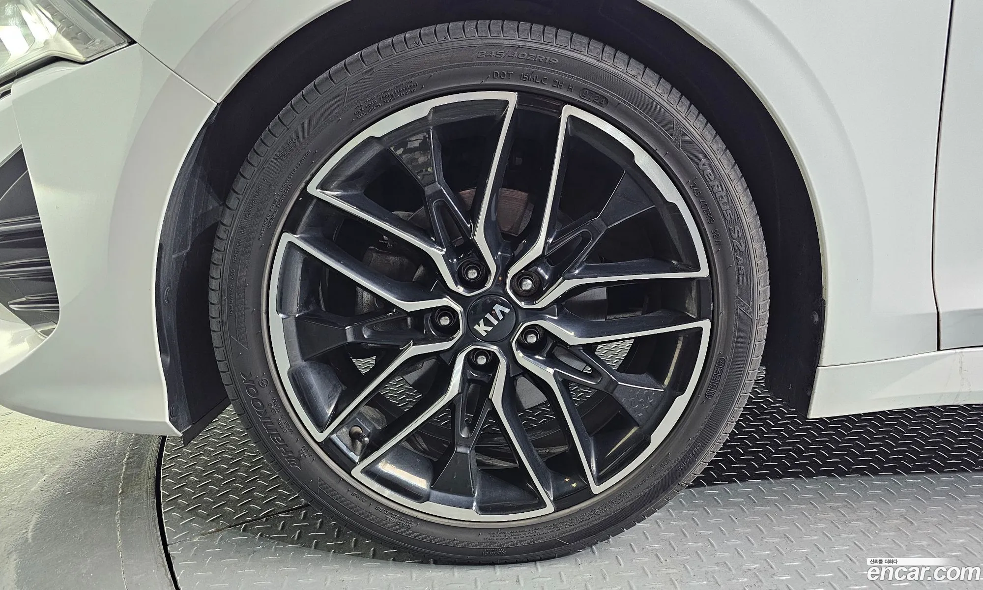 Kia K5 2019 — 9