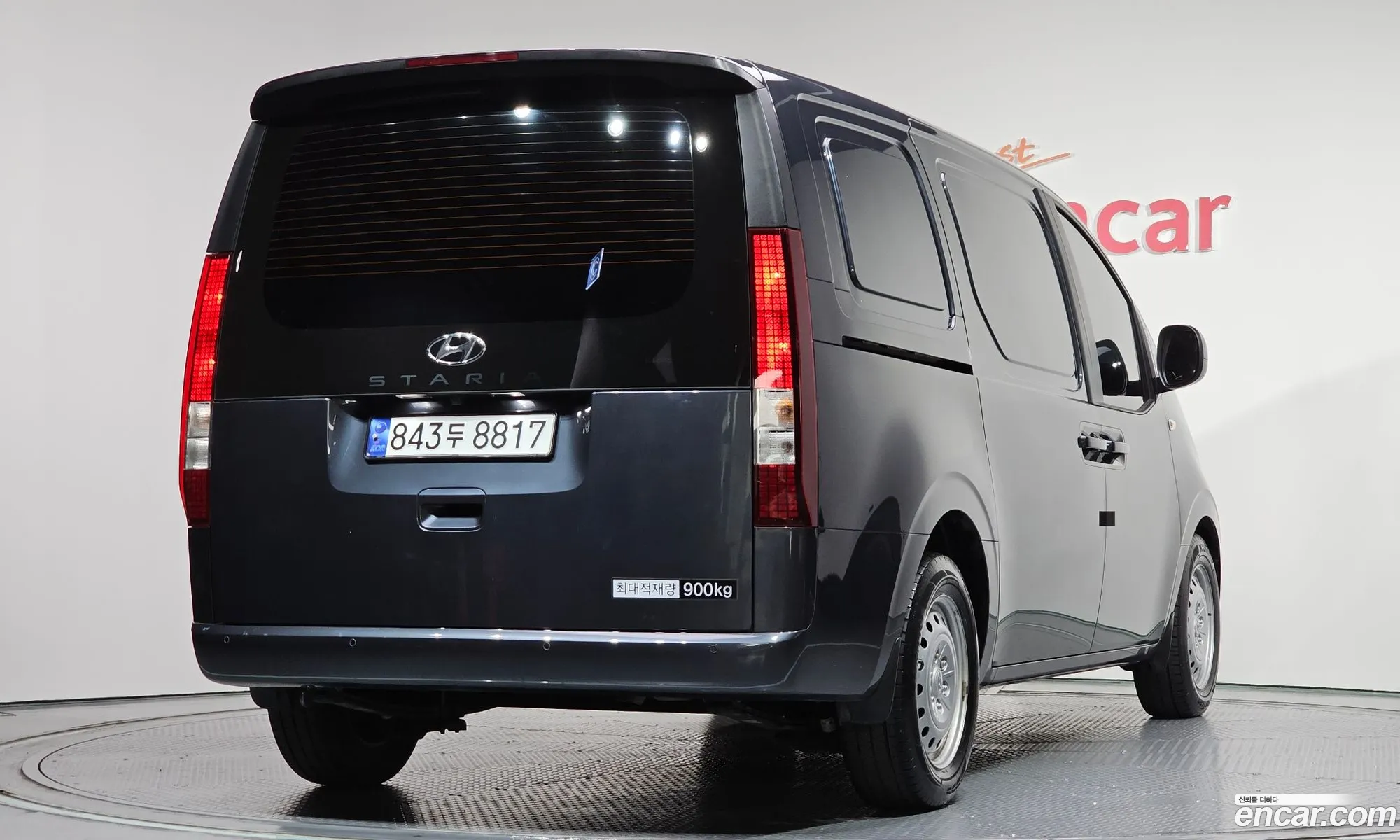 Hyundai Staria 2023 — 10