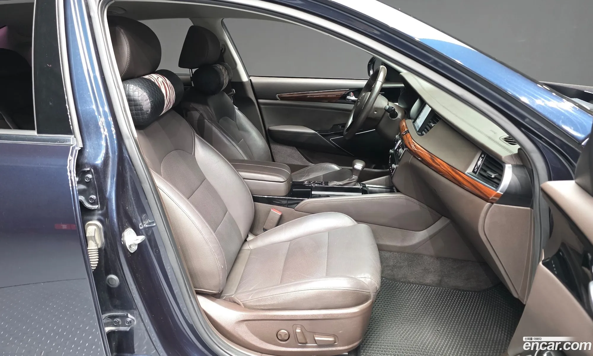 Kia K7 2016 — 19
