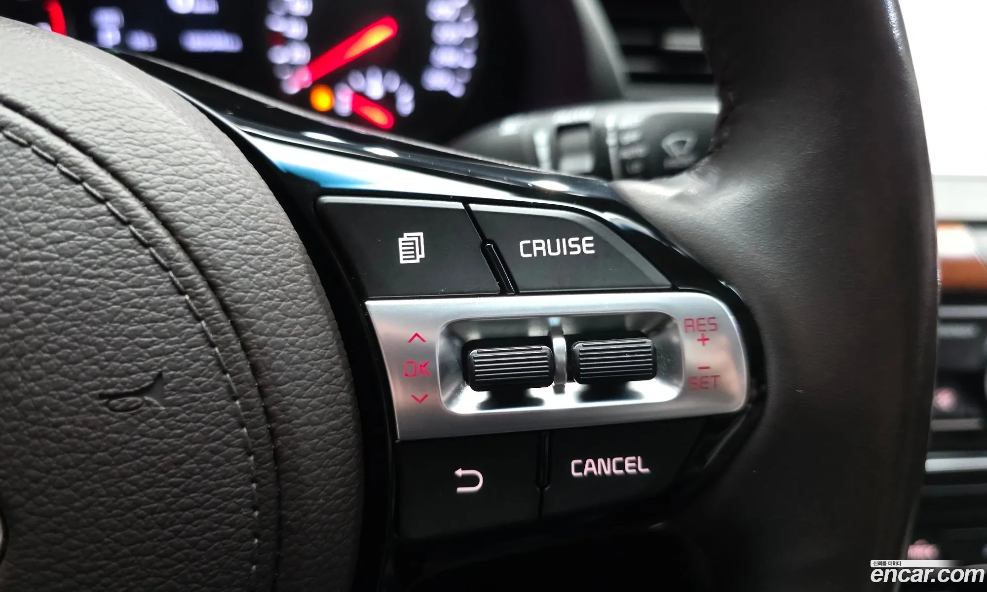 Kia K7 2016 — 20
