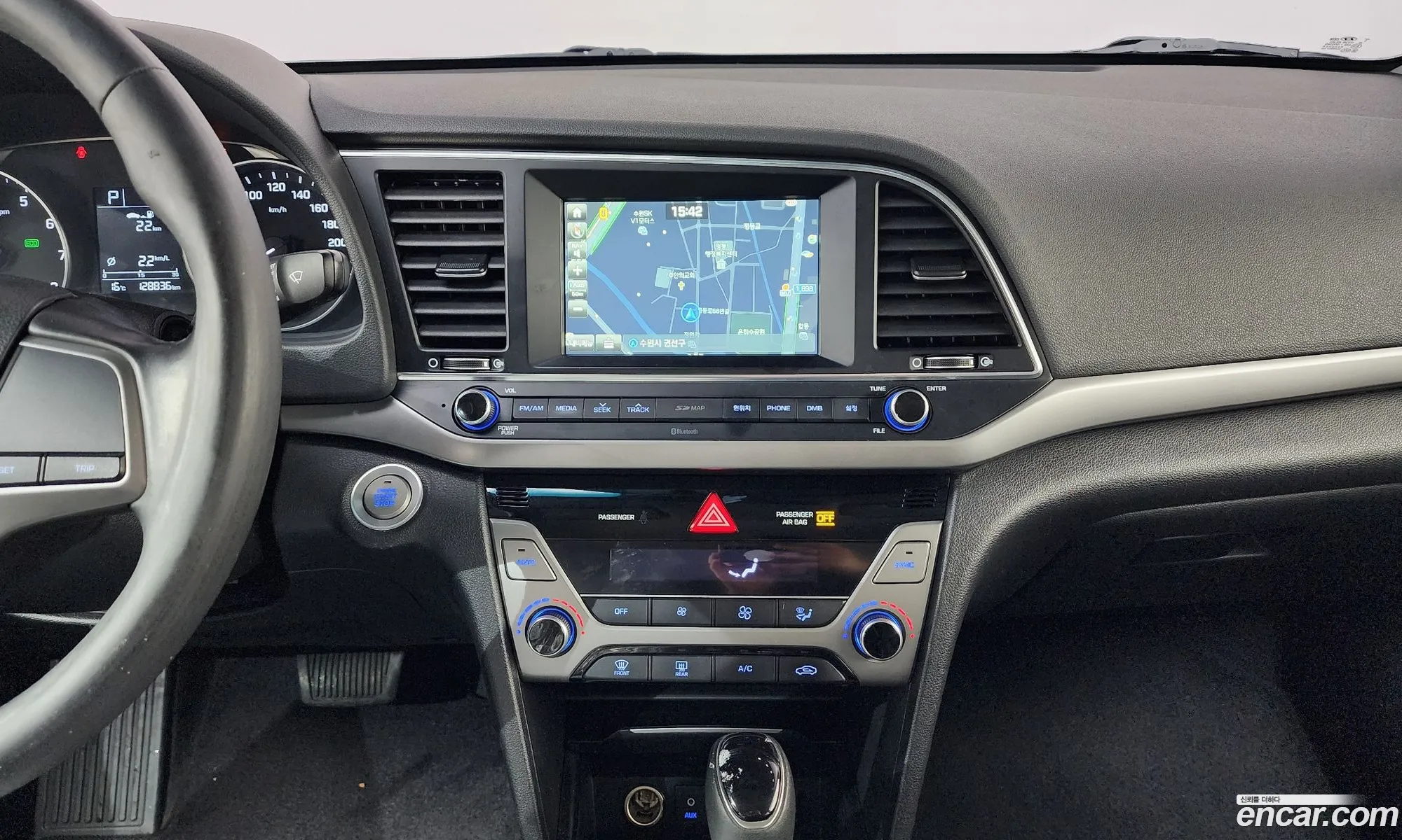 Hyundai Elantra AD 2016 — 2