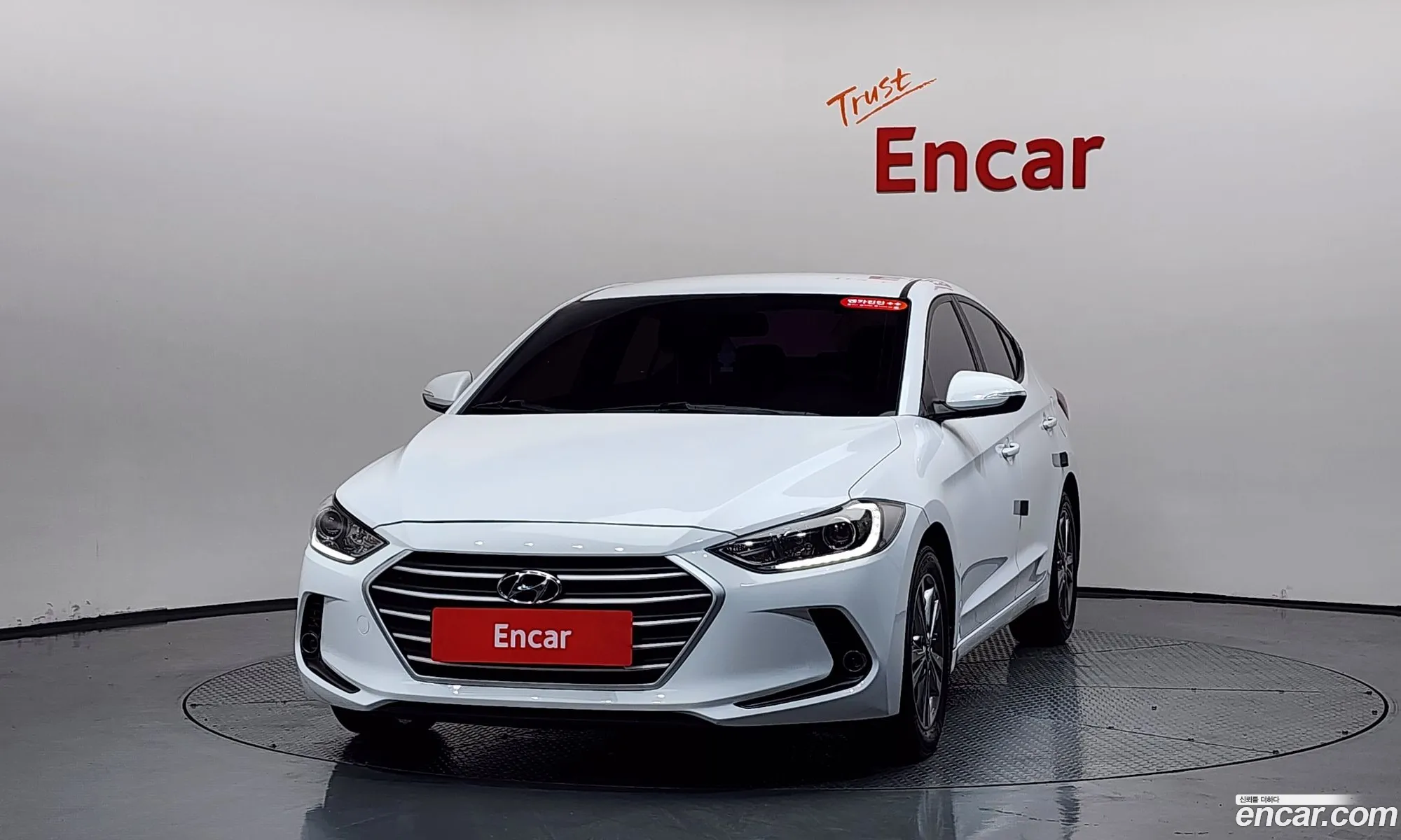 Hyundai Elantra AD 2016 — 11