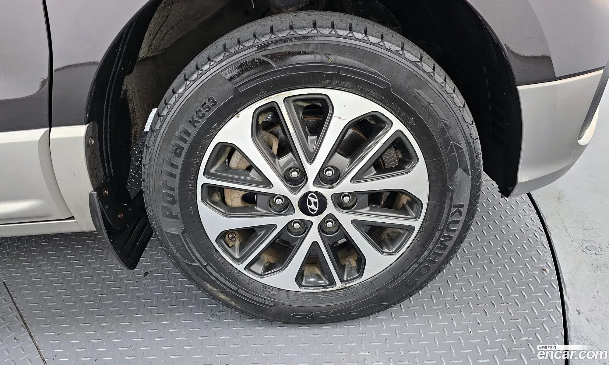 Hyundai Grand Starex 2018 — 15