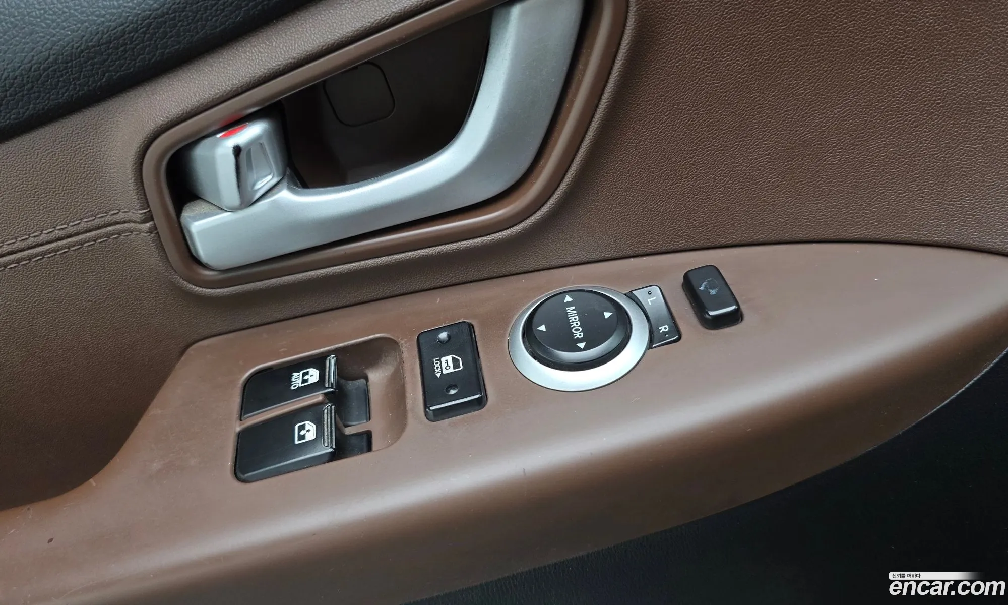 Hyundai Grand Starex 2018 — 10